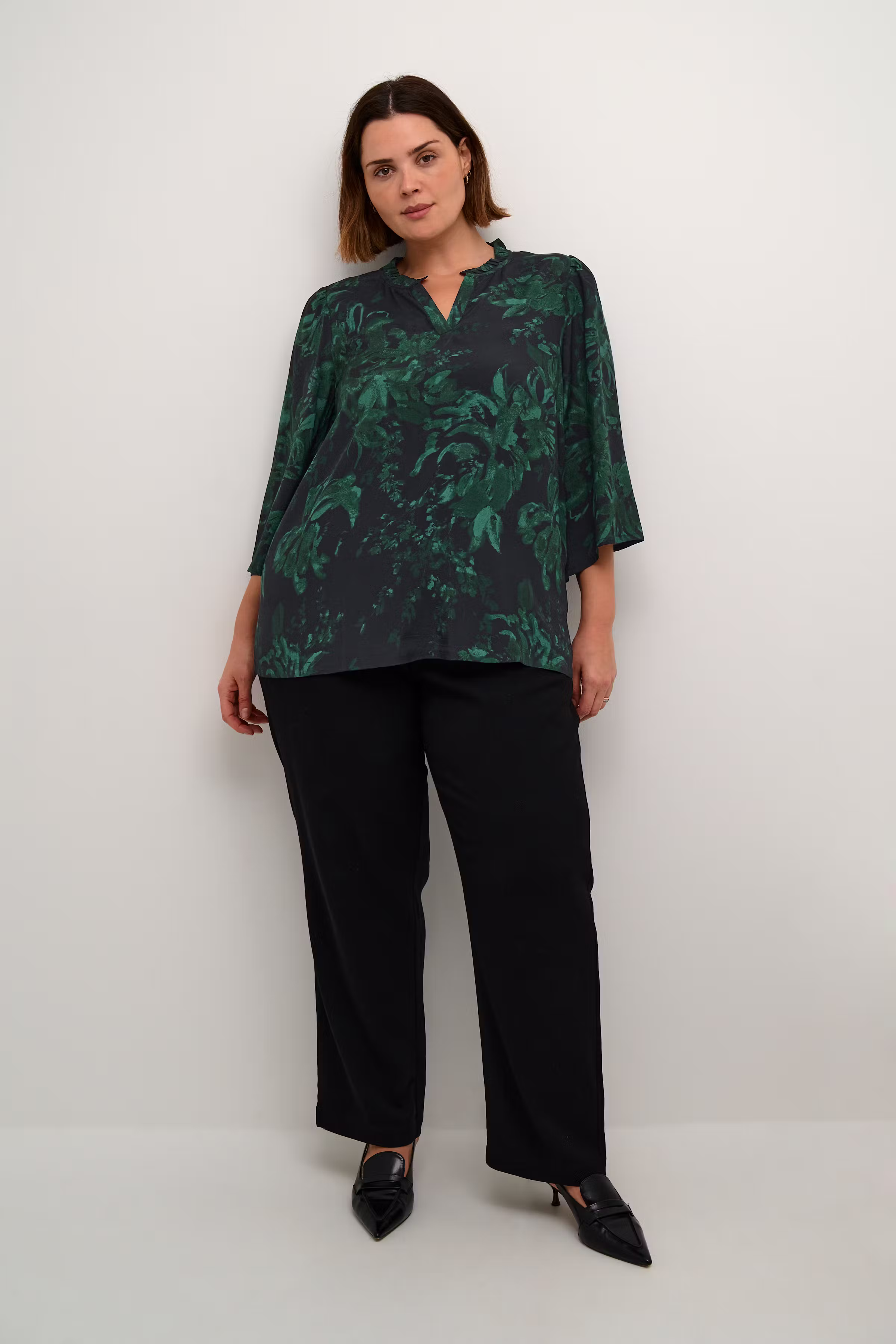KCmina Blouse LOOKBOOK FRONT 10582697-106561