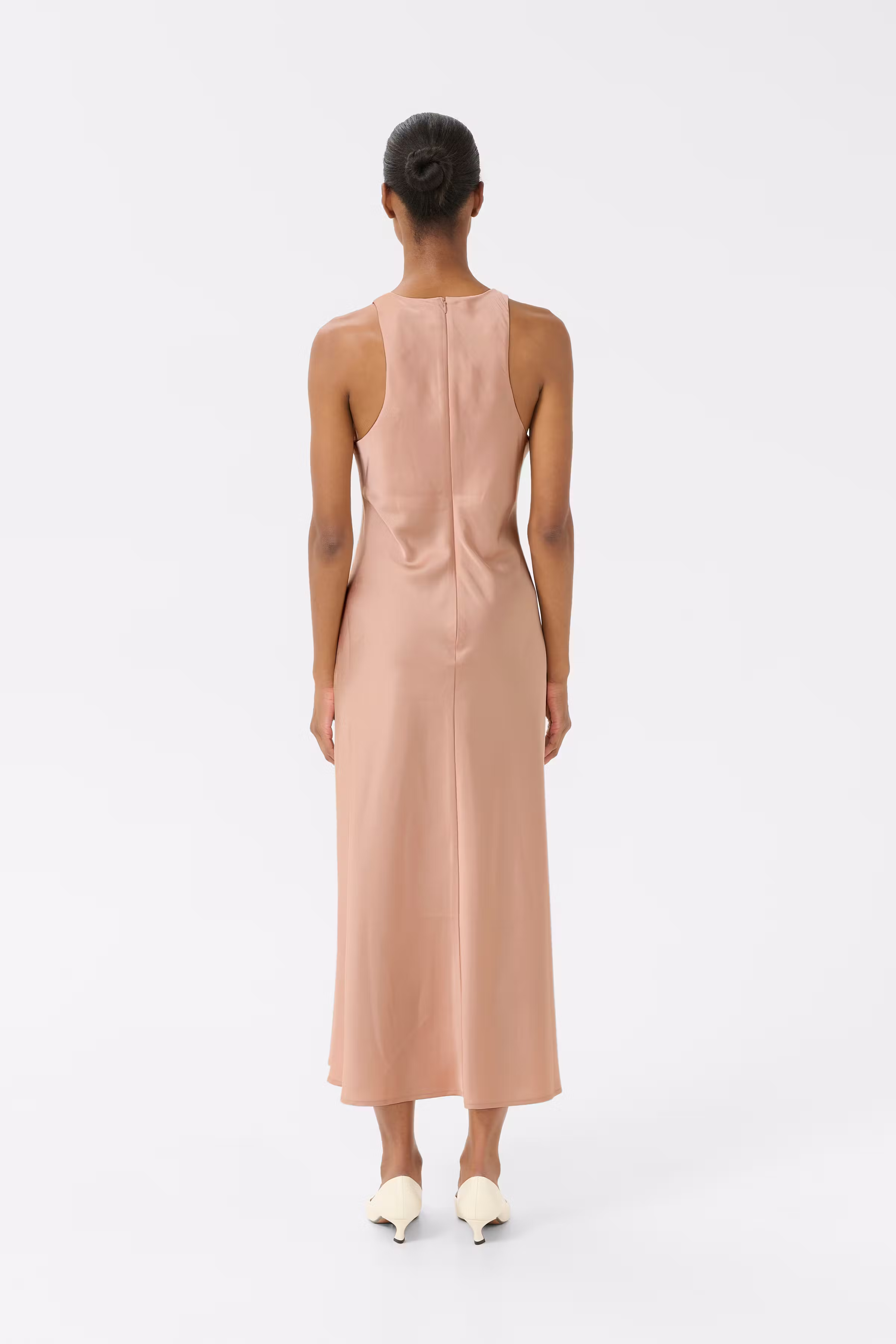 GZceri Dress LOOKBOOK BACK 10910425-141307