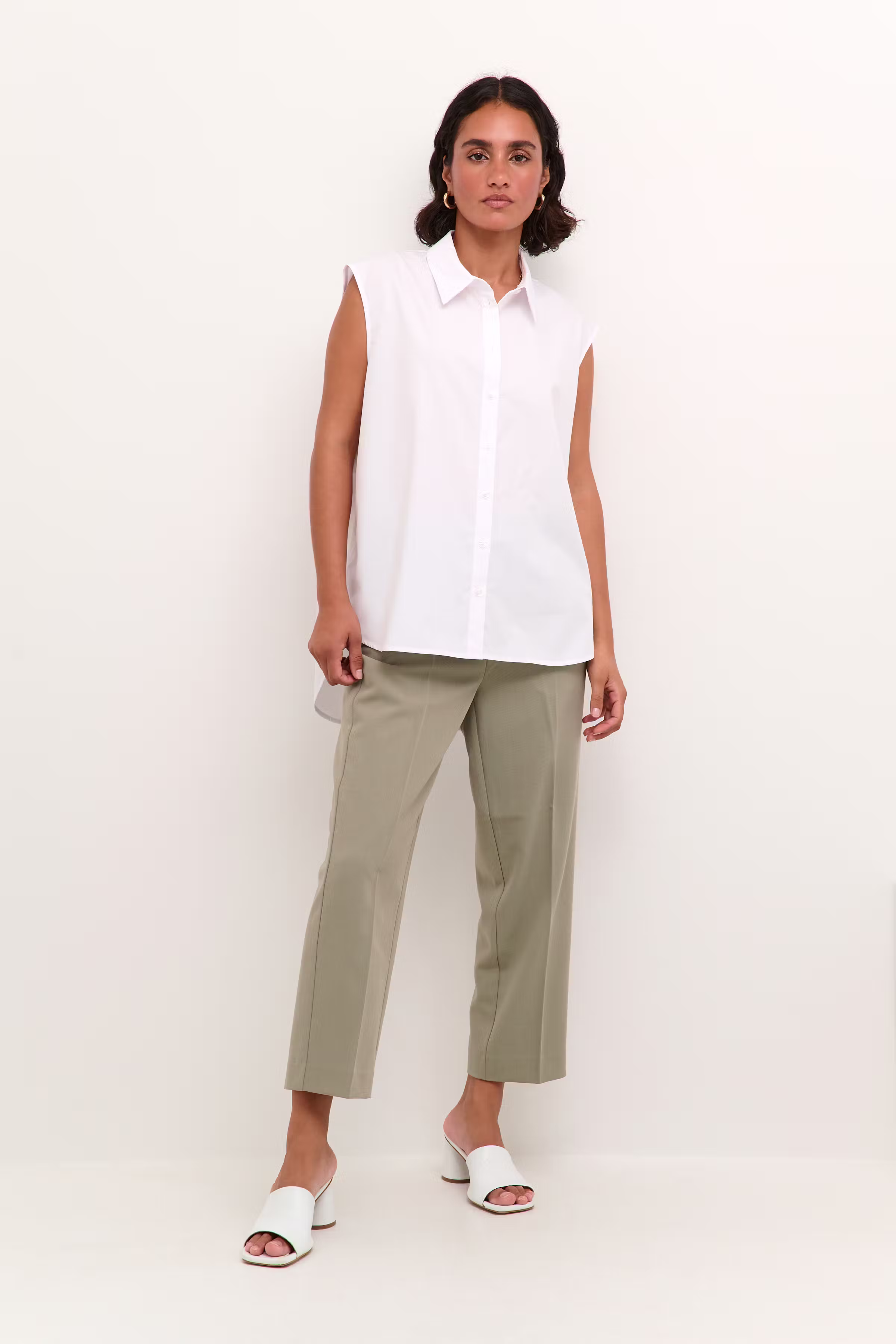 KAanna Bluse LOOKBOOK FRONT 10508614-110601