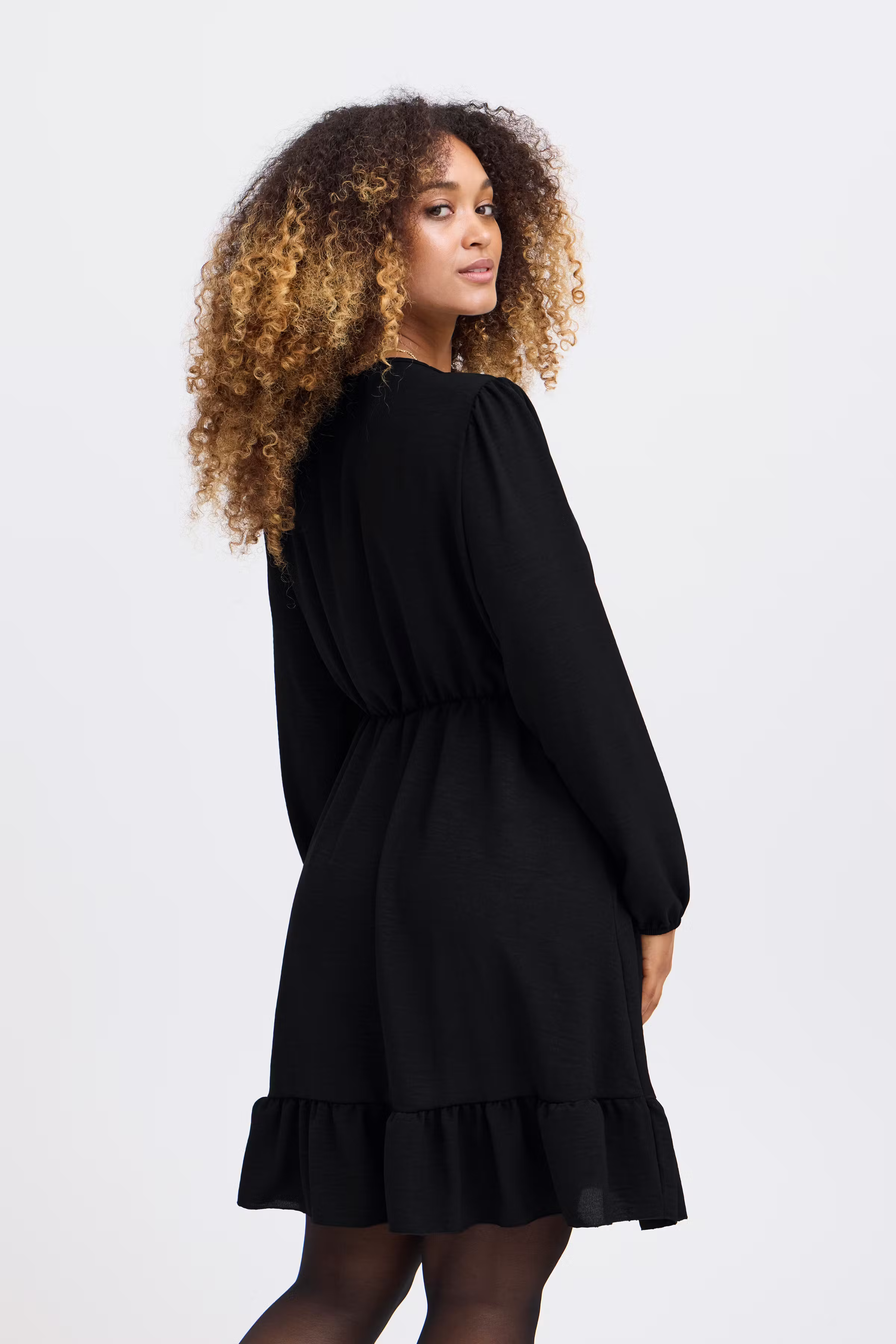 SBBELMO Kleid LOOKBOOK BACK 22100815-190303