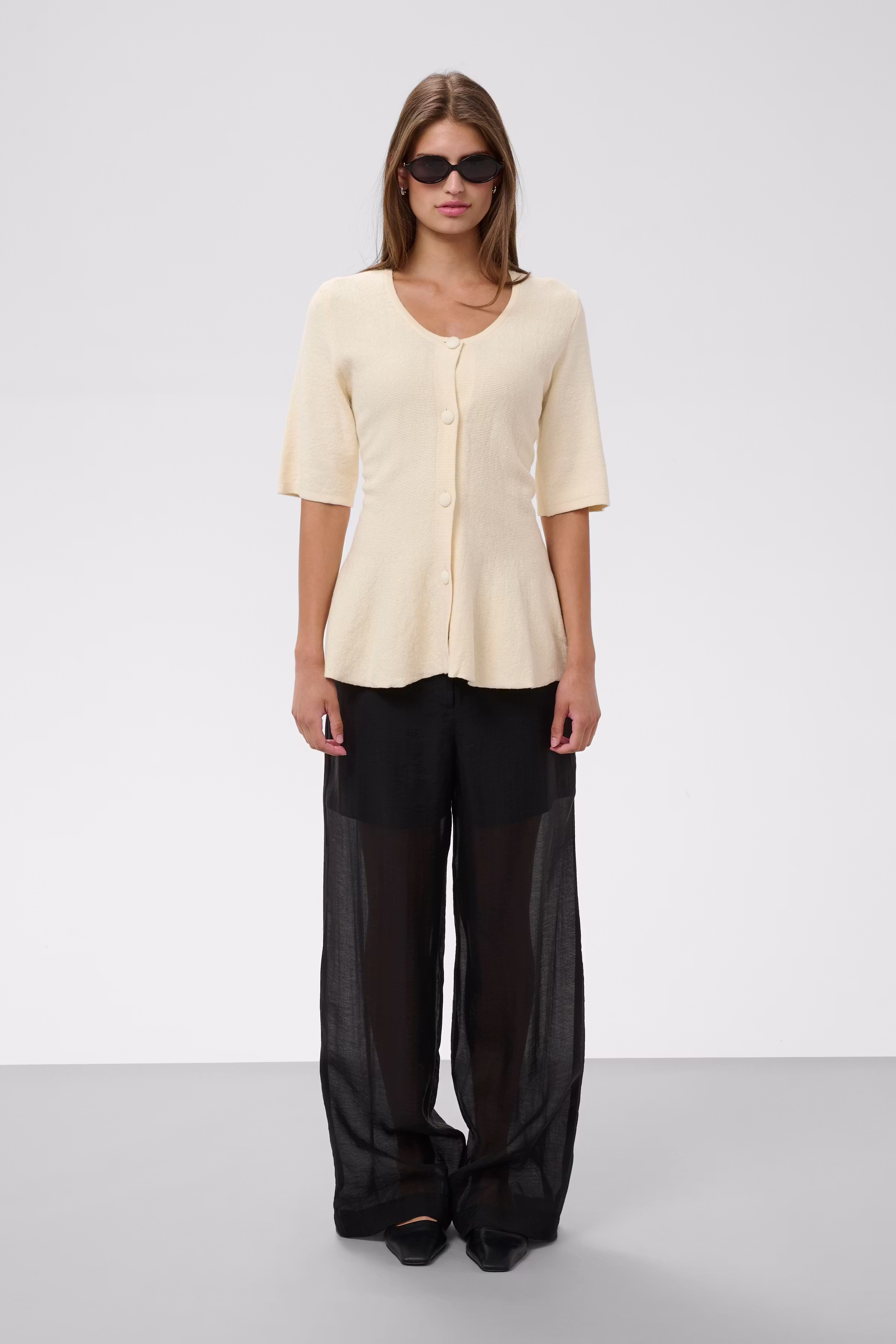 SLDimitra Hose LOOKBOOK FRONT 30409375-194008