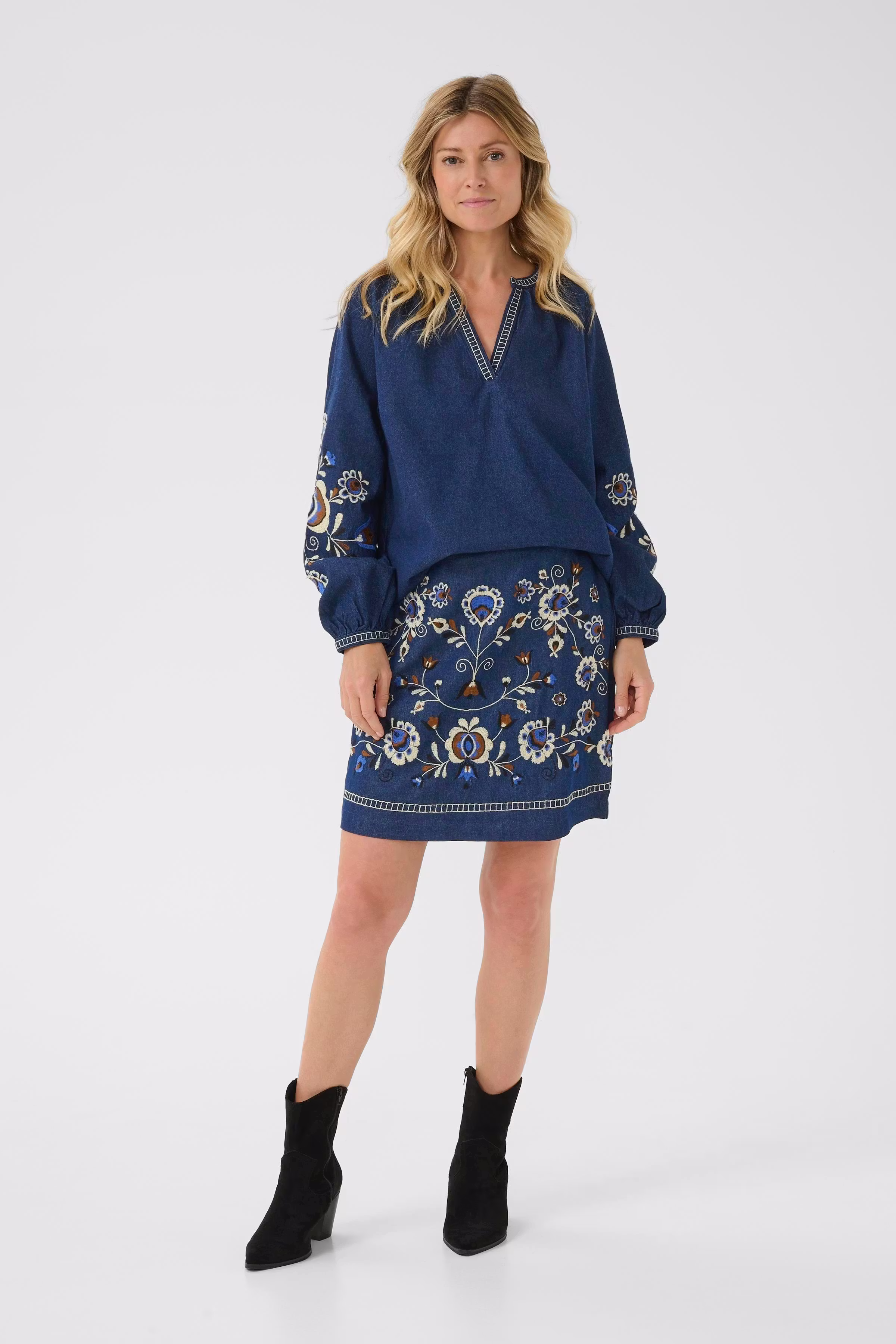 CRGro Bluse LOOKBOOK FRONT 10614179-108408