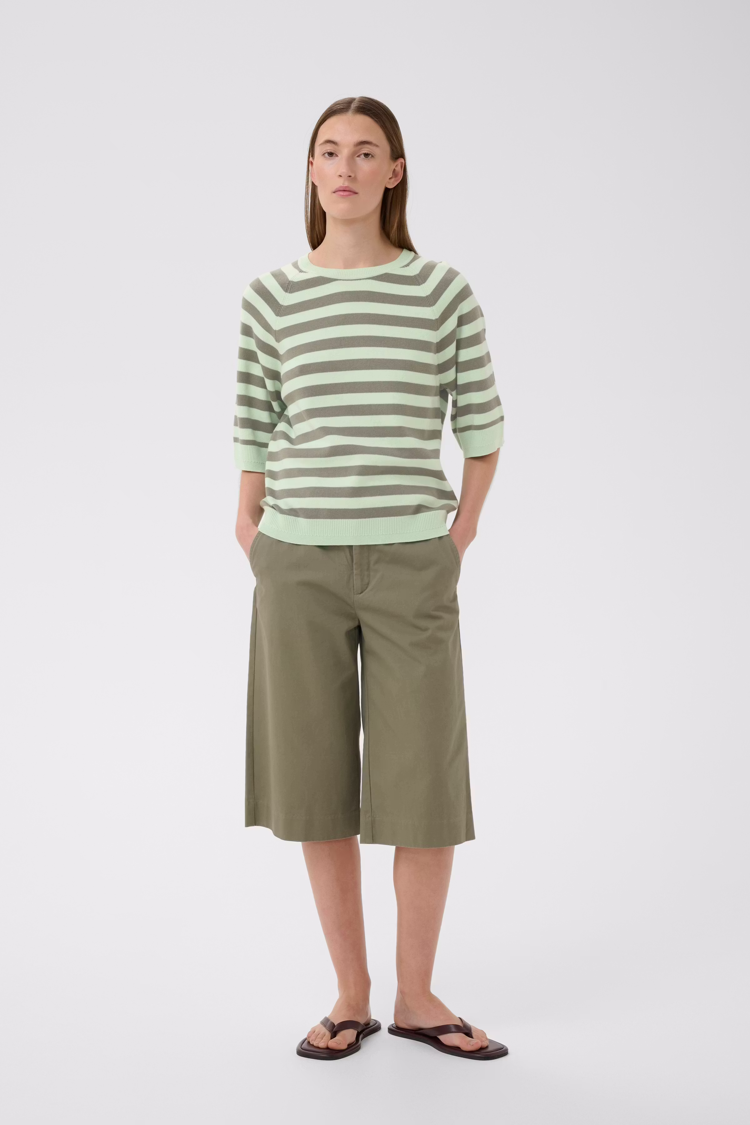 MADIEIW Tee Pullover LOOKBOOK FRONT 30112398-900006895