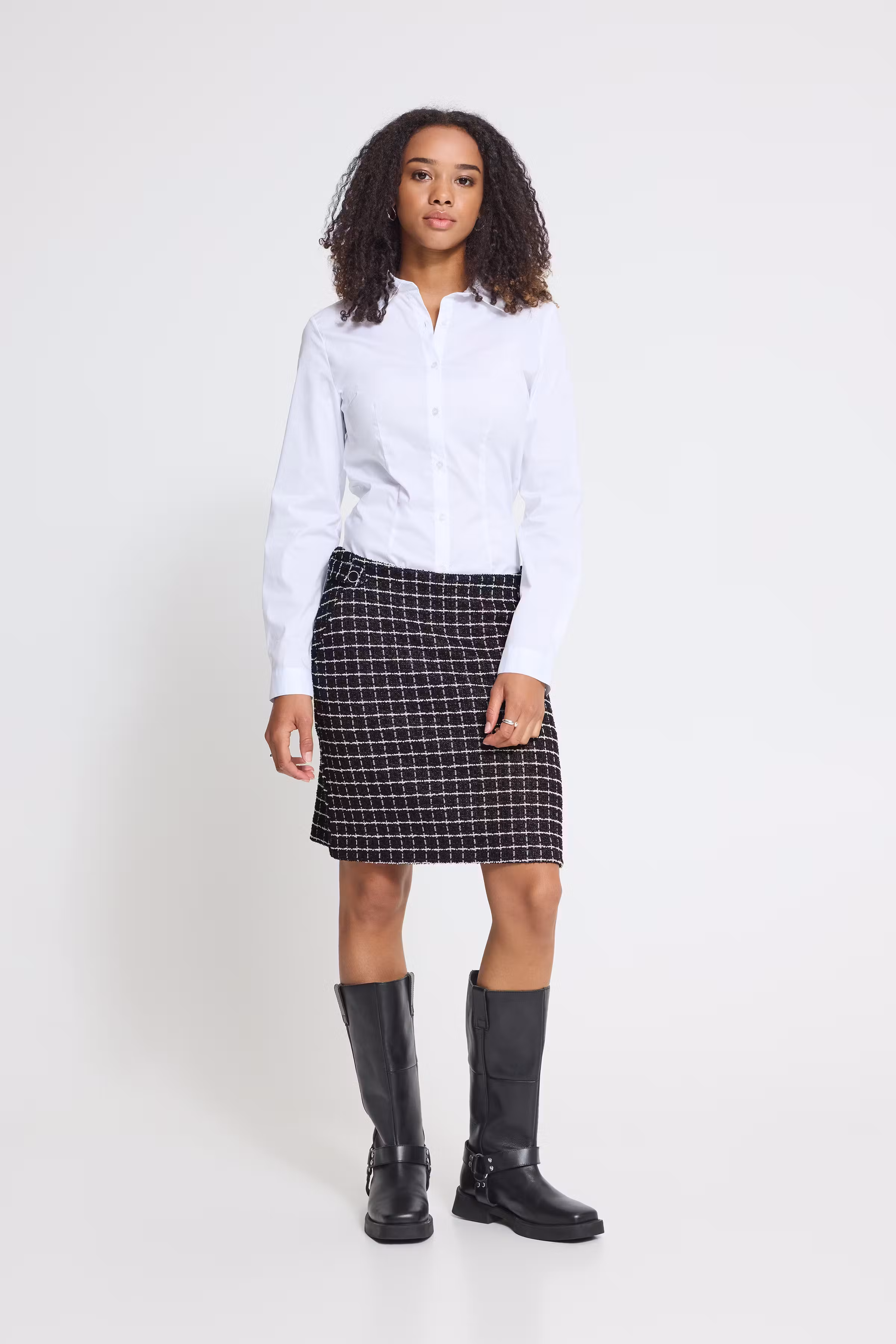 IHKATE Skjørt LOOKBOOK FRONT 20124275-900015740