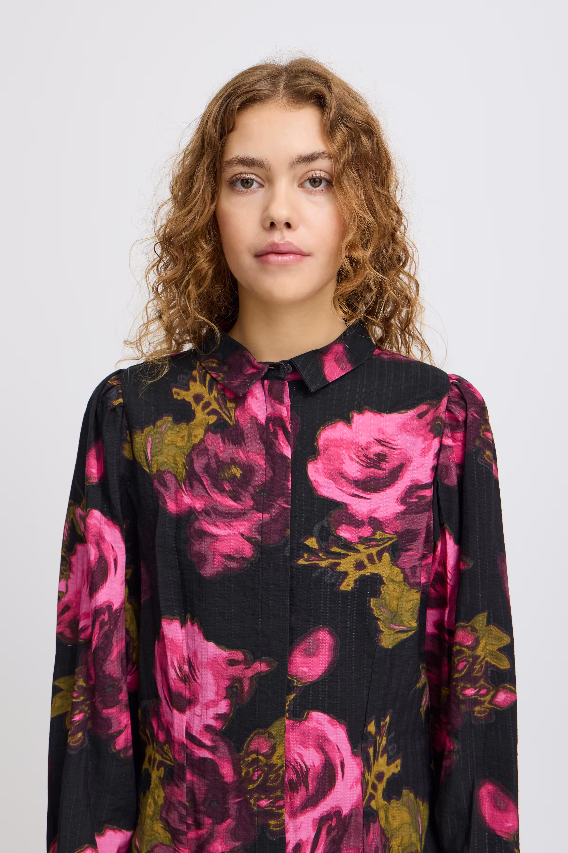 IHFELIVO Shirt LOOKBOOK DETAIL 20122283-203927