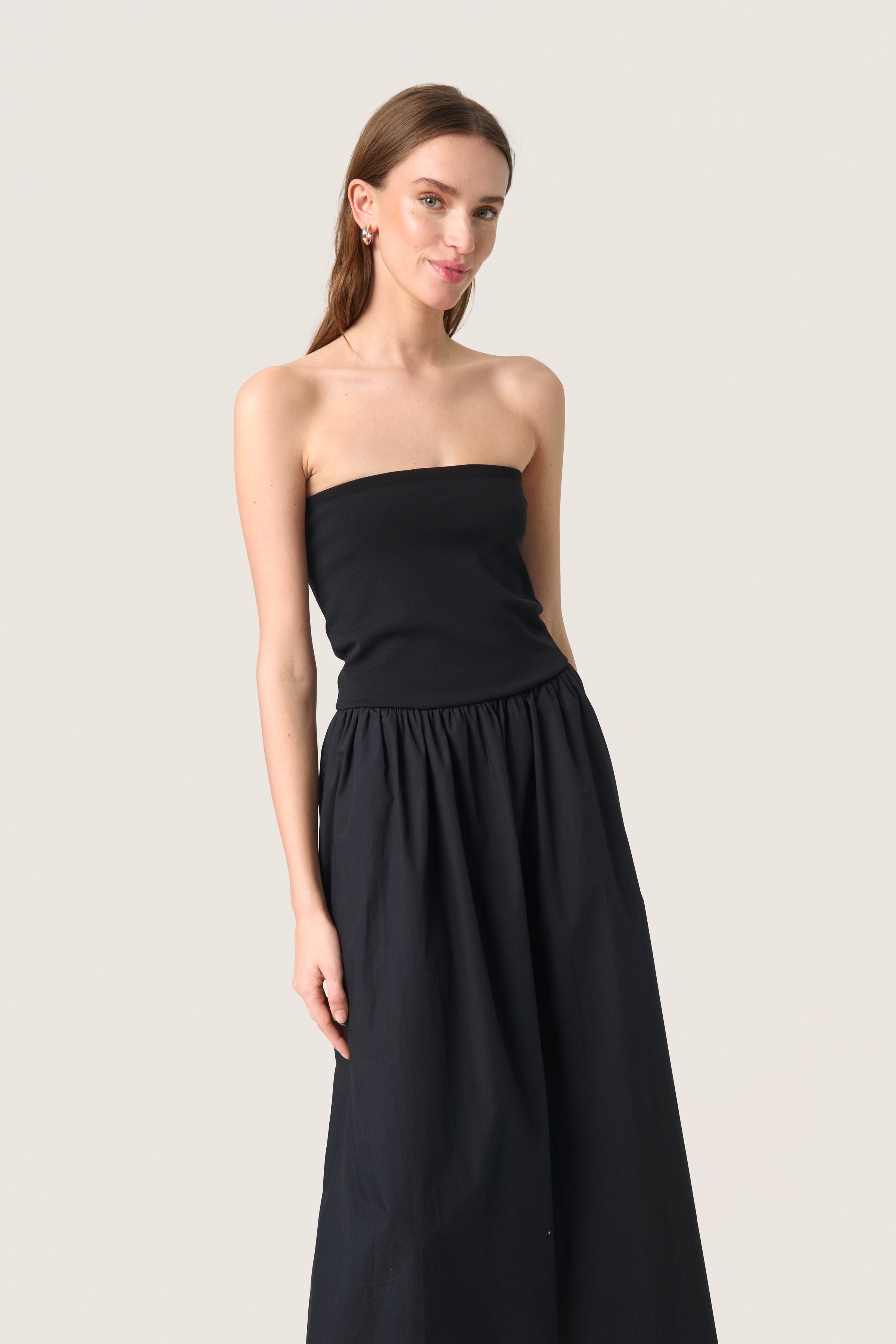 SLViola Jurk LOOKBOOK FRONT 30408399-194008