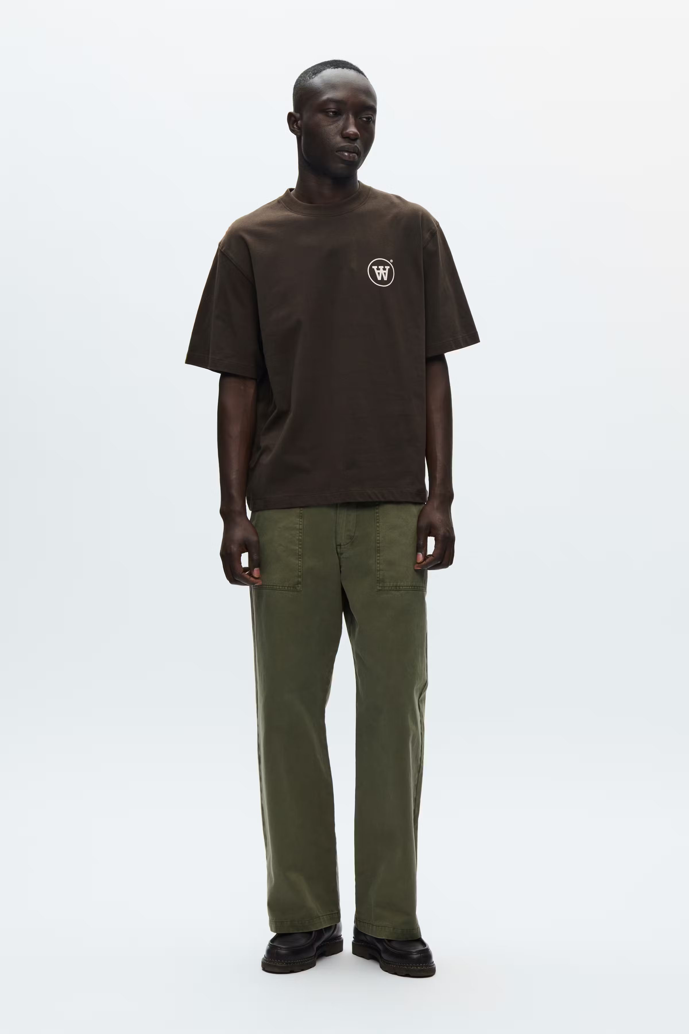 WWLiam T-shirt LOOKBOOK FRONT 30251548-190840