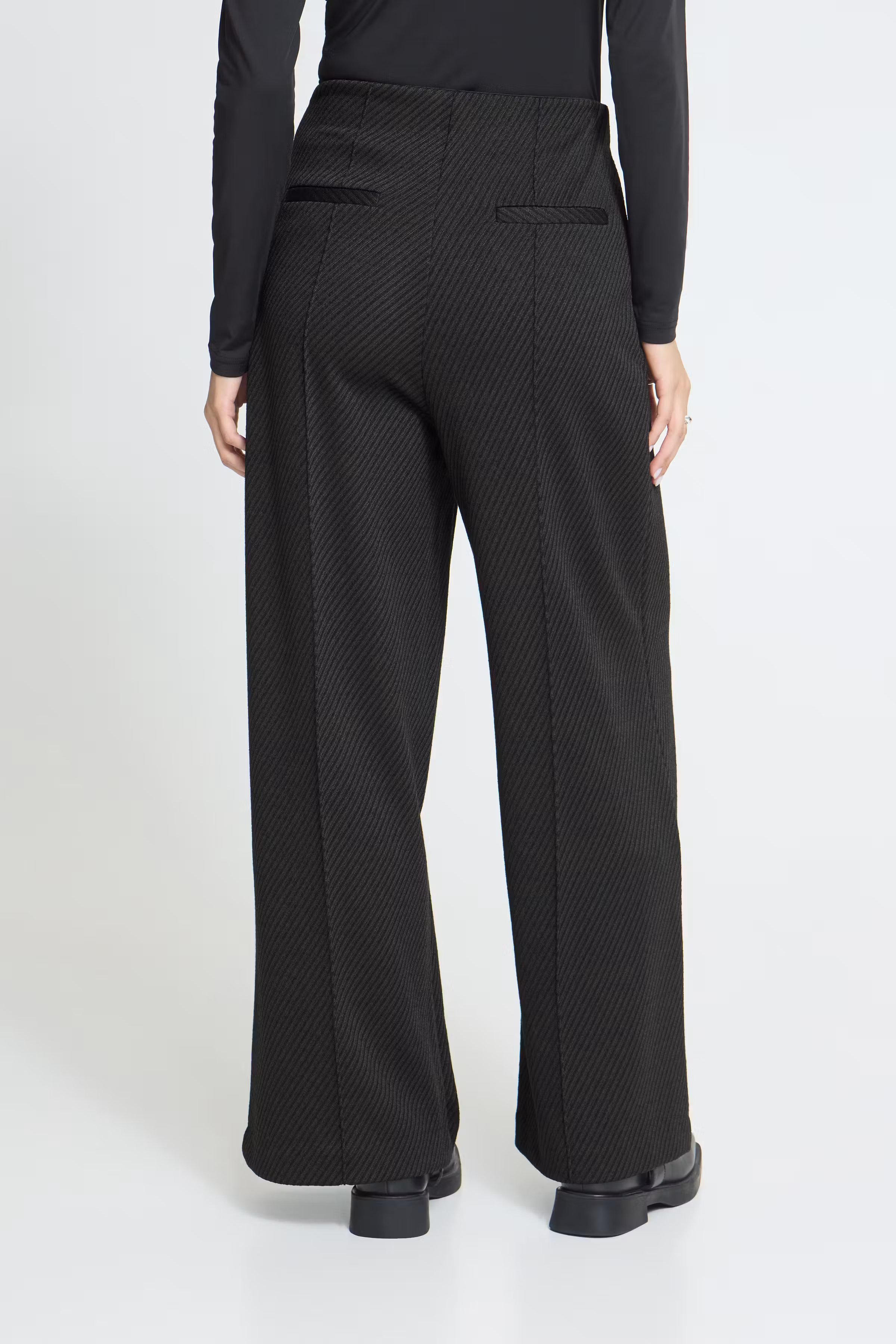 IHKATE Trousers LOOKBOOK BACK 20125262-900012965