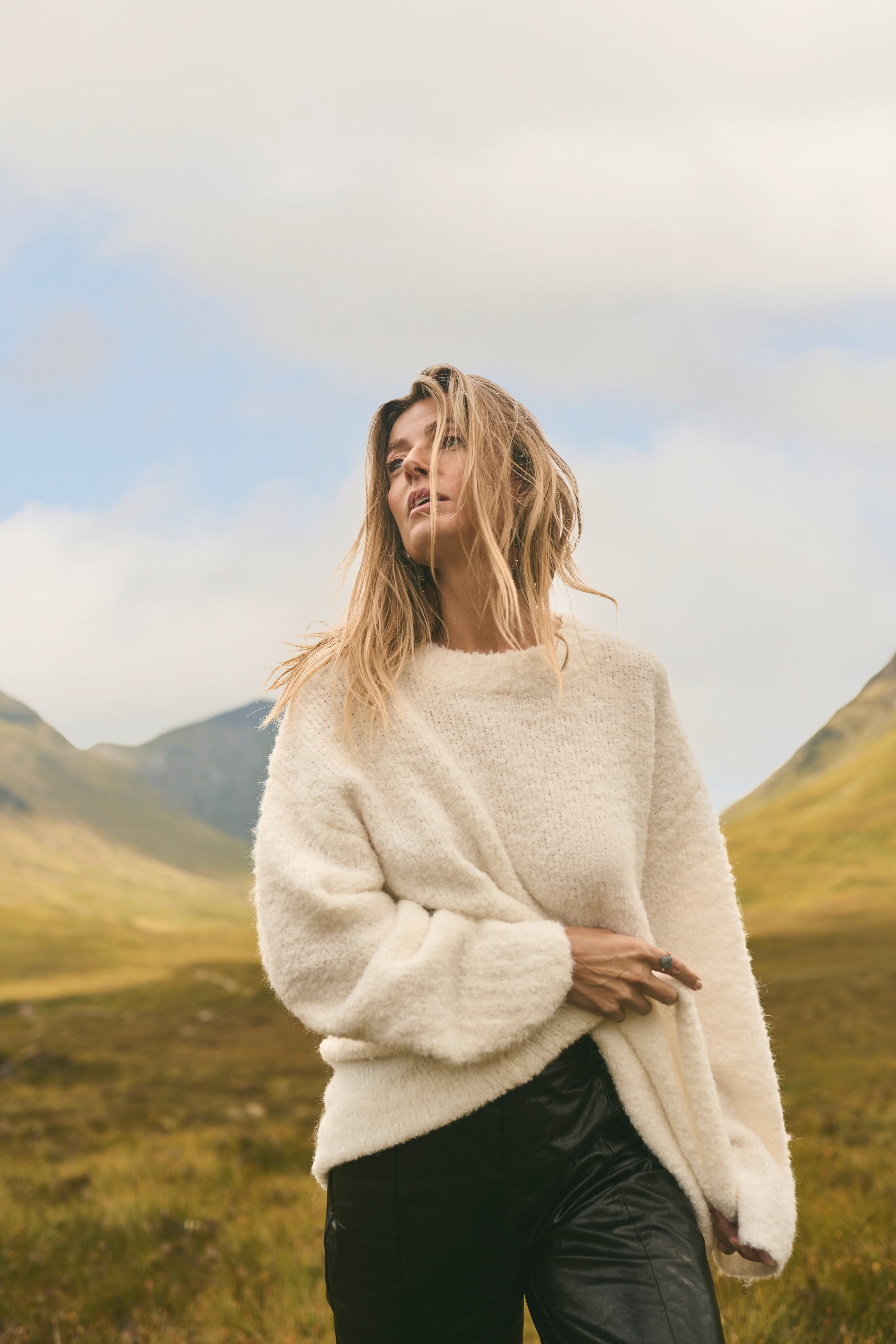 CRCandi Trousers LOCATION NONE 10612990-100120