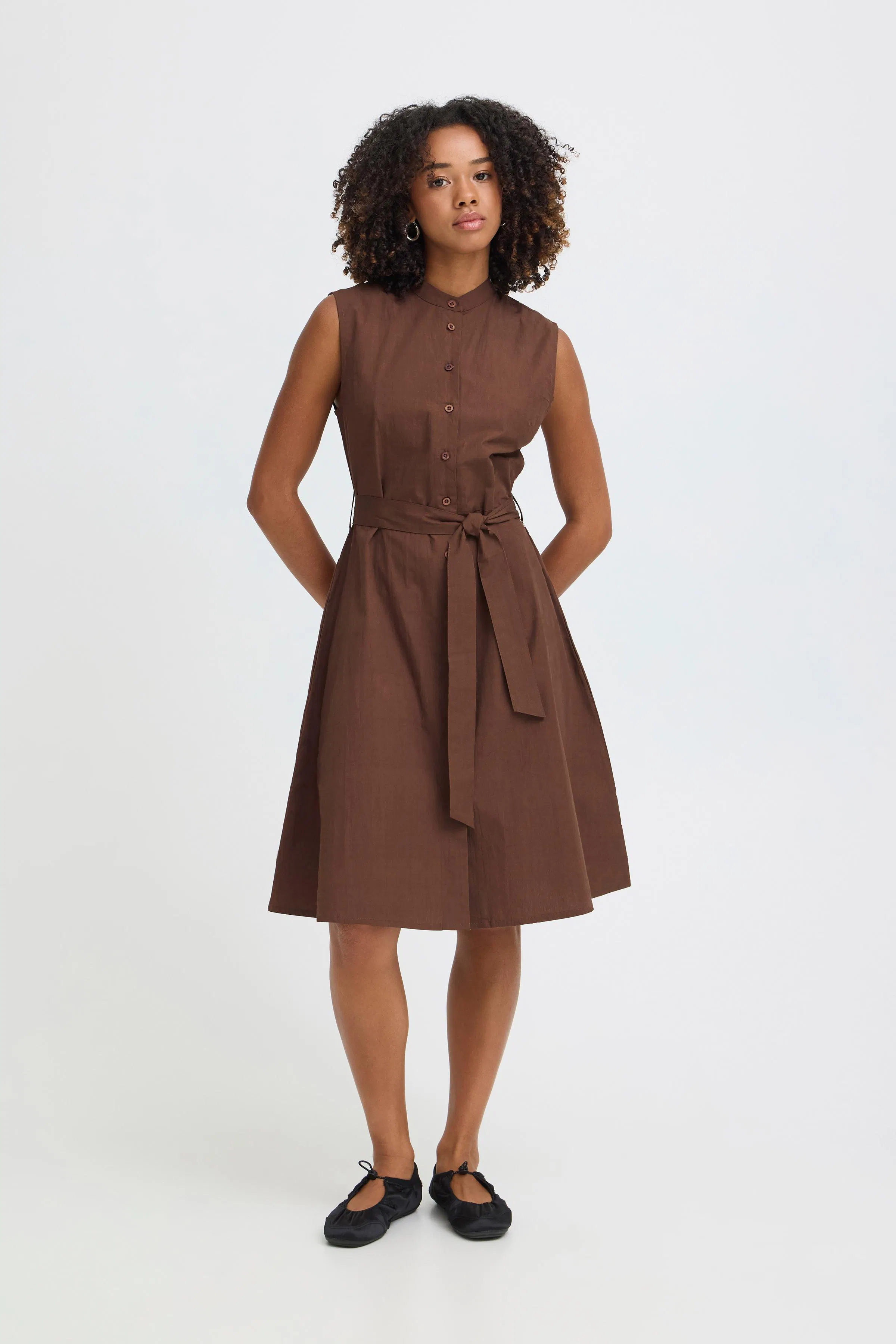 IHFANTY Kjole LOOKBOOK FRONT 20123803-191224