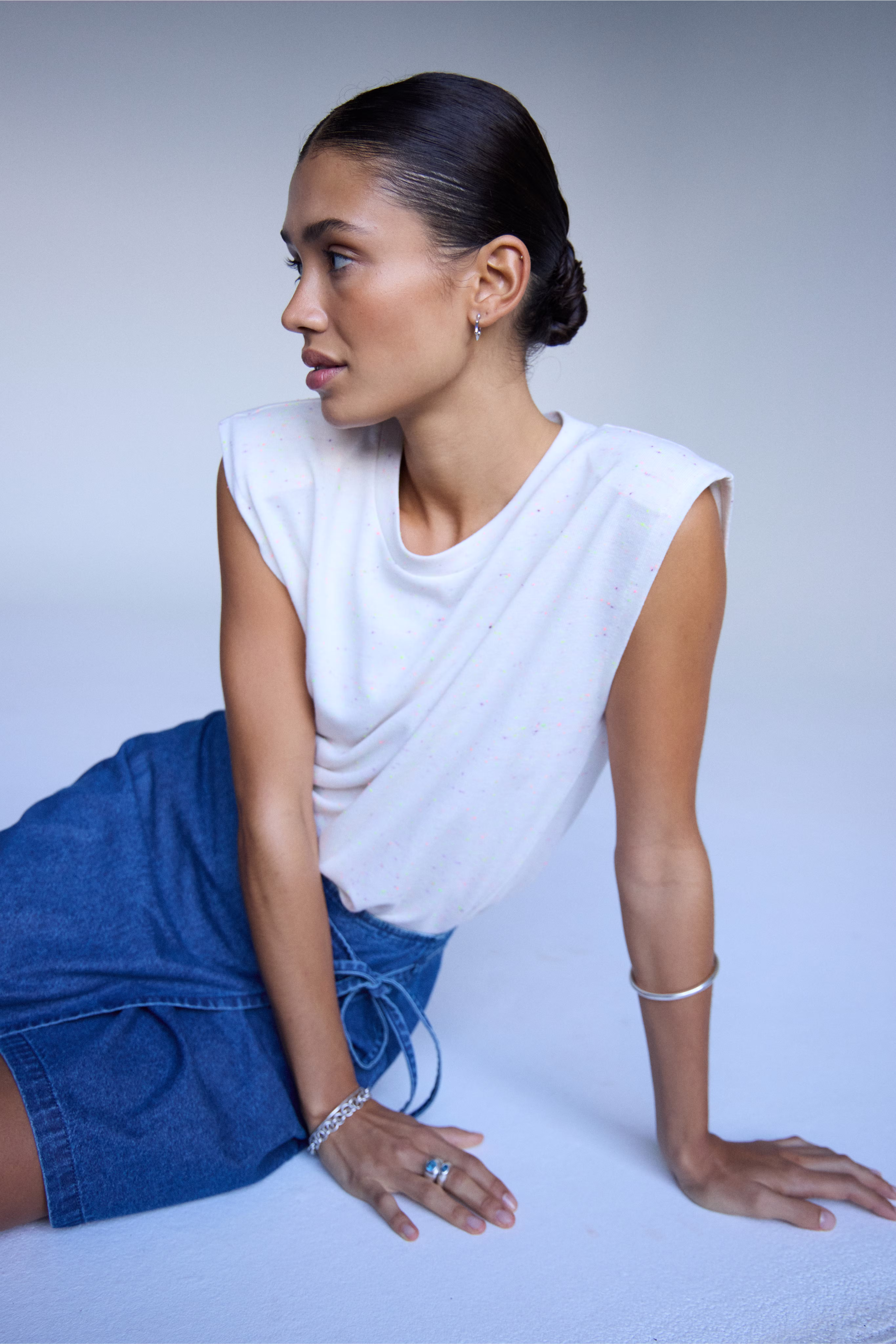 IHNIMBOLA T-shirt LOCATION NONE 20123401-130905