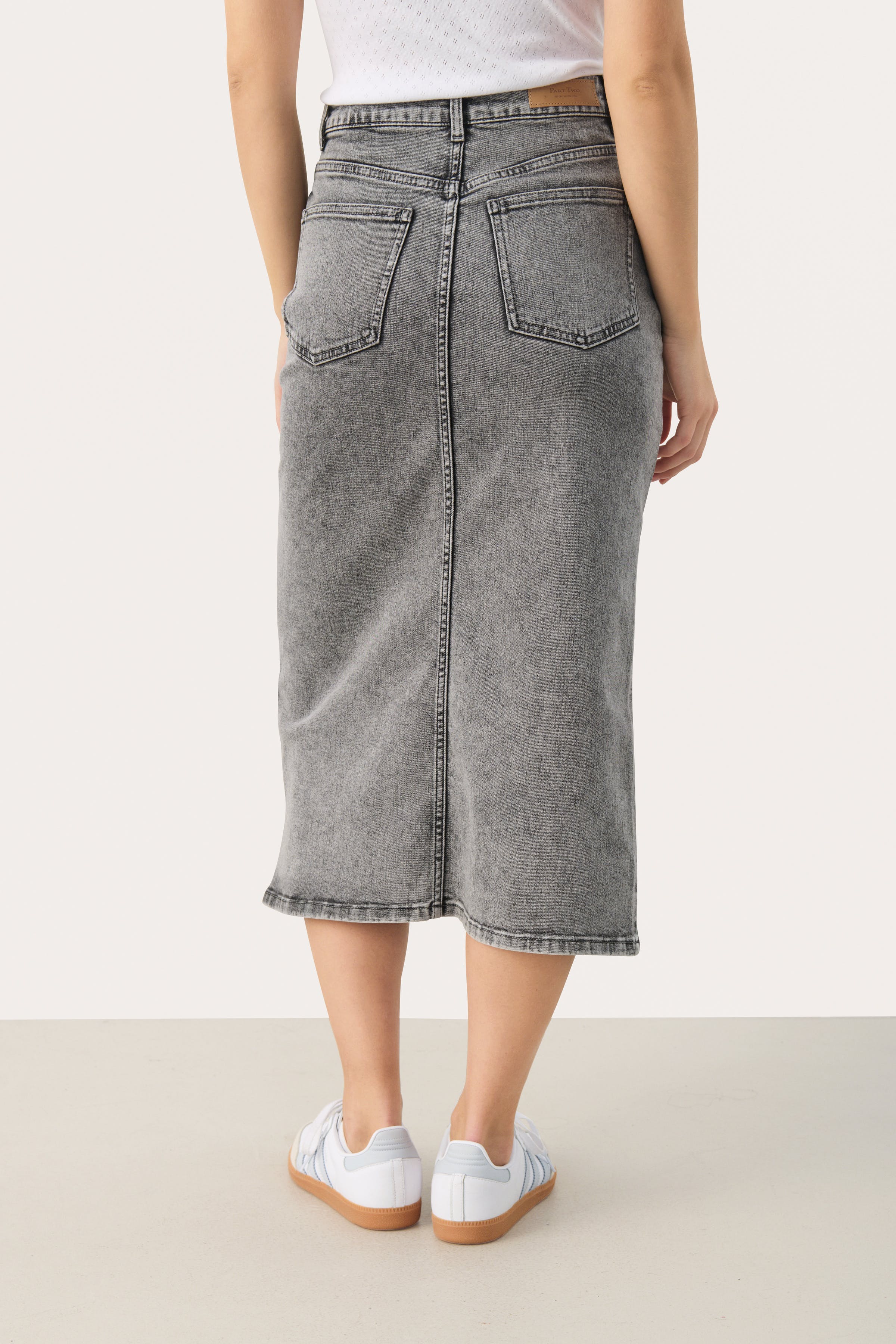 DilinPW Skirt LOOKBOOK BACK 30309137-300150