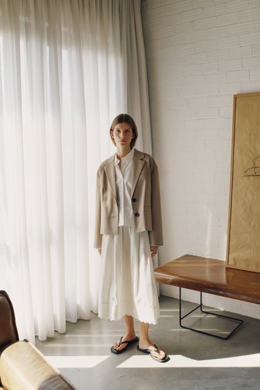 LIAIW Kjol LOCATION NONE 30112358-110701