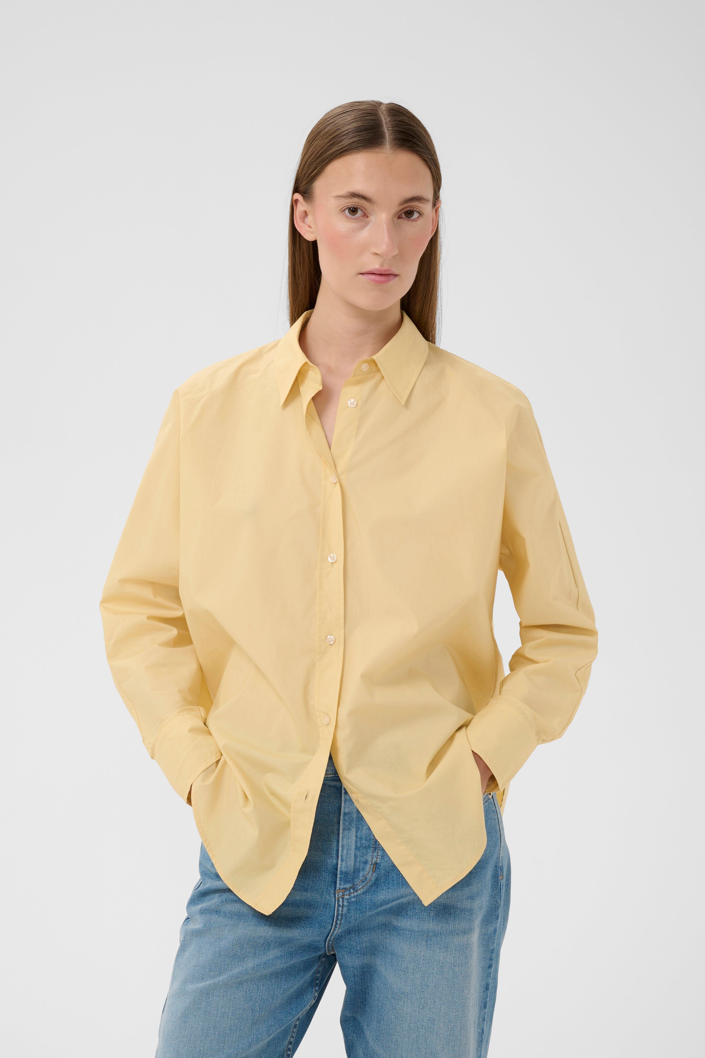 LELOIW Oversize Poplin Hemd LOOKBOOK FRONT 30112345-130916