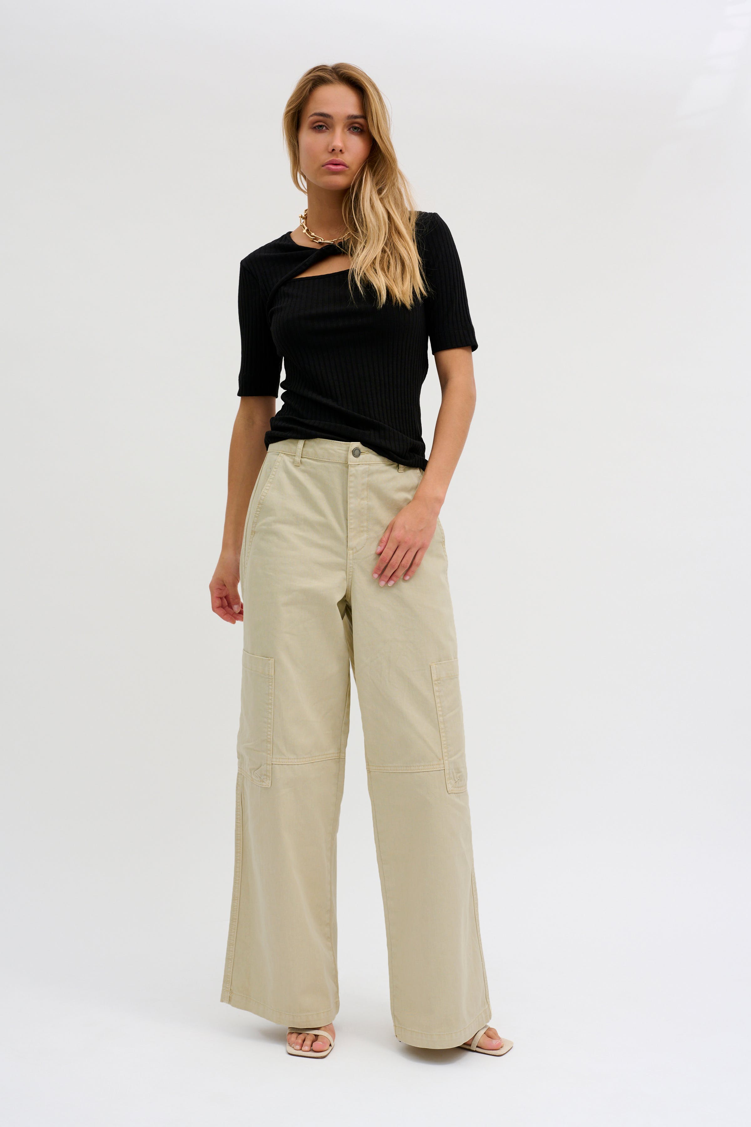 AstaMW Trousers LOOKBOOK FRONT 10704236-130401