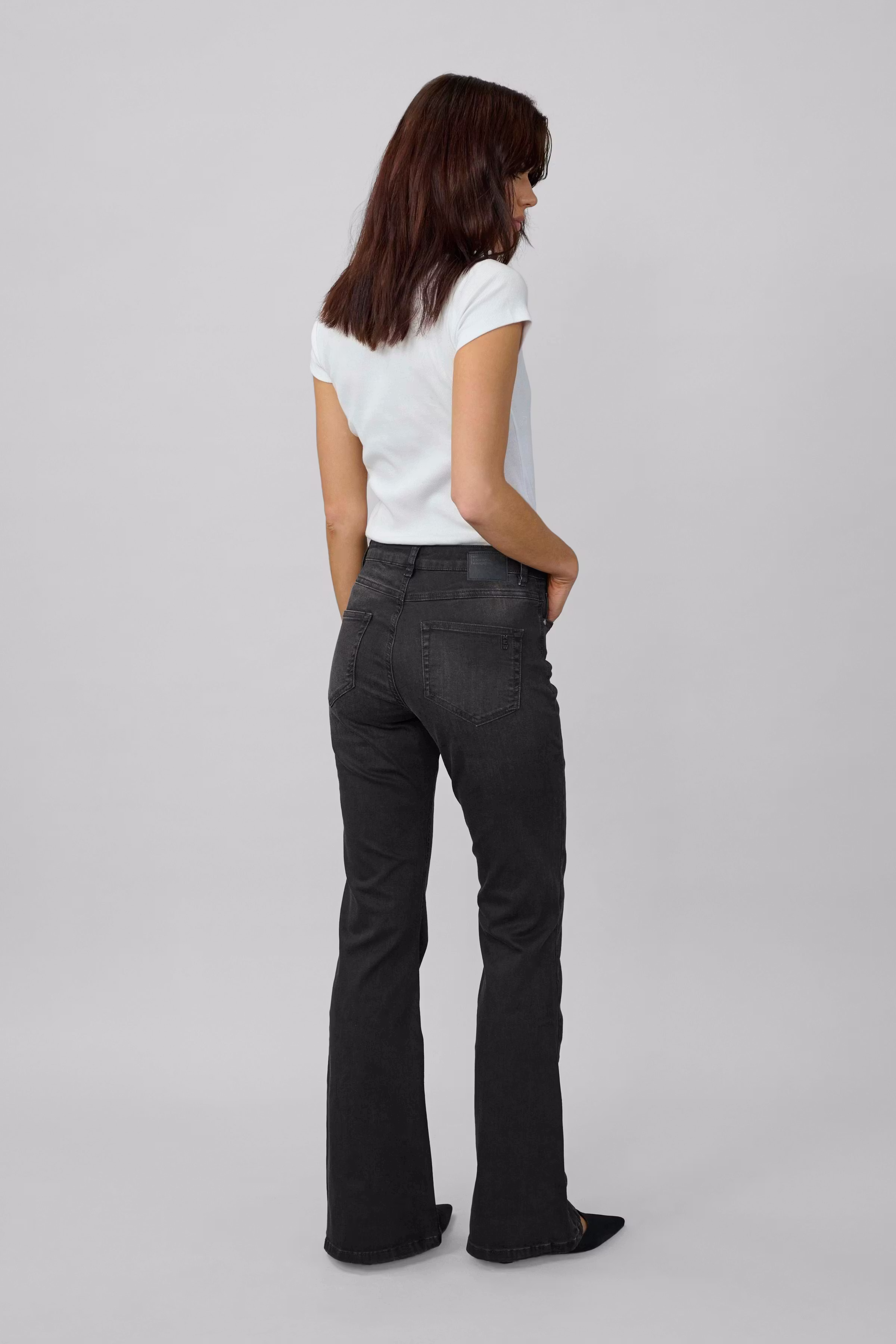36 THE DEKOTA HIGH BOOTCUT JEANS LOOKBOOK BACK 10704209-100069