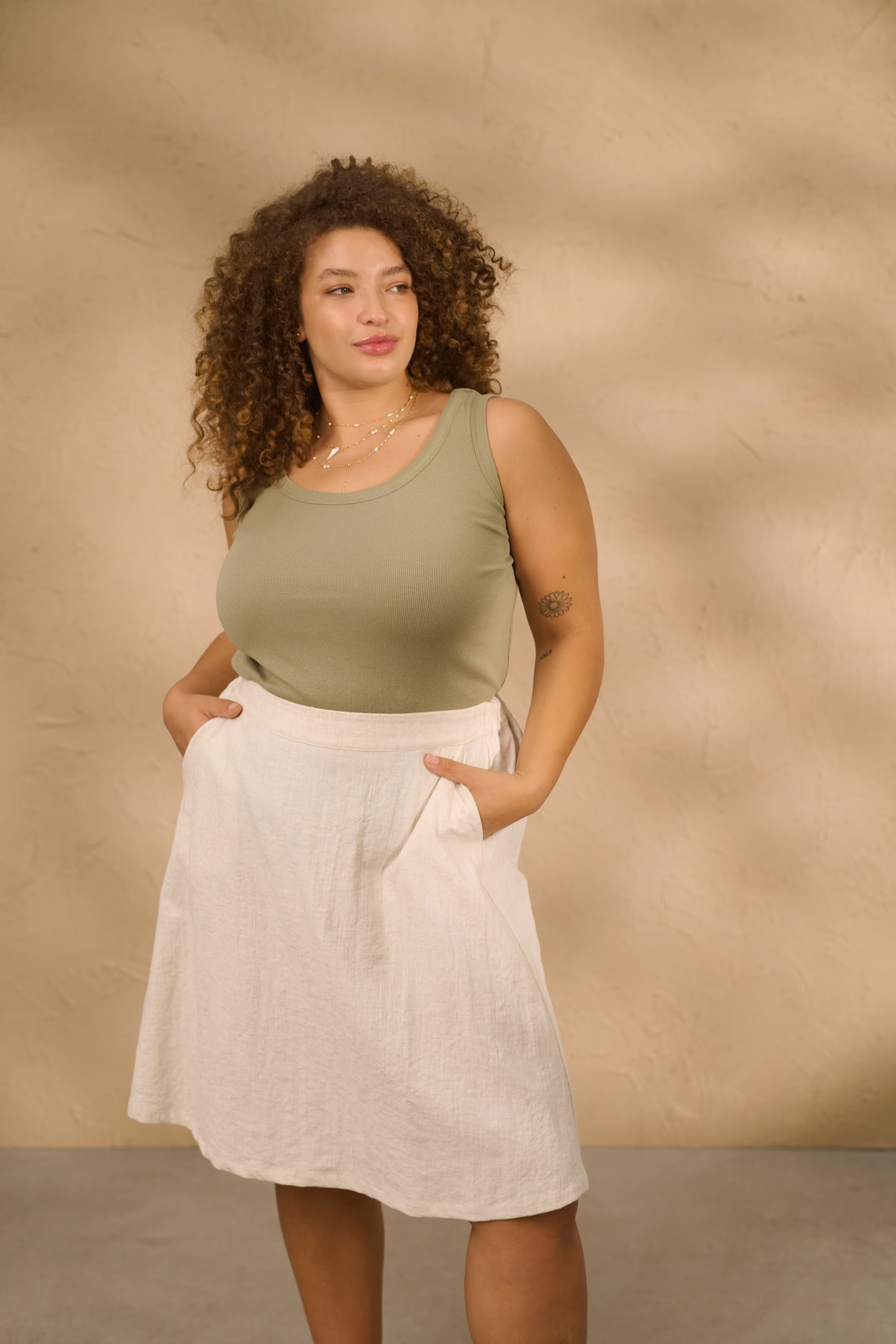 KCniella Rock LOCATION NONE 10582304-1513051