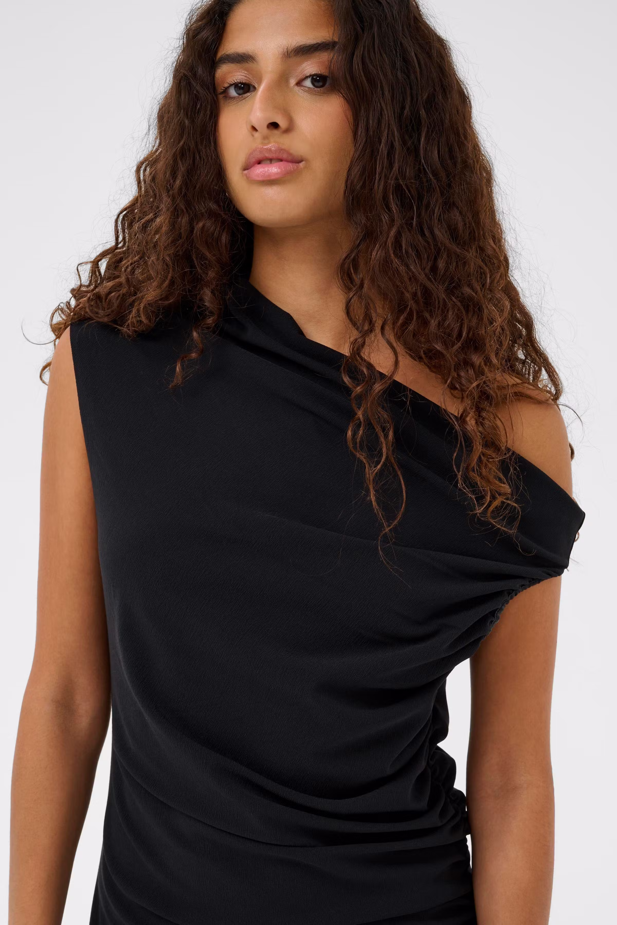 SLEirlys Kjole LOOKBOOK DETAIL 30408855-194008