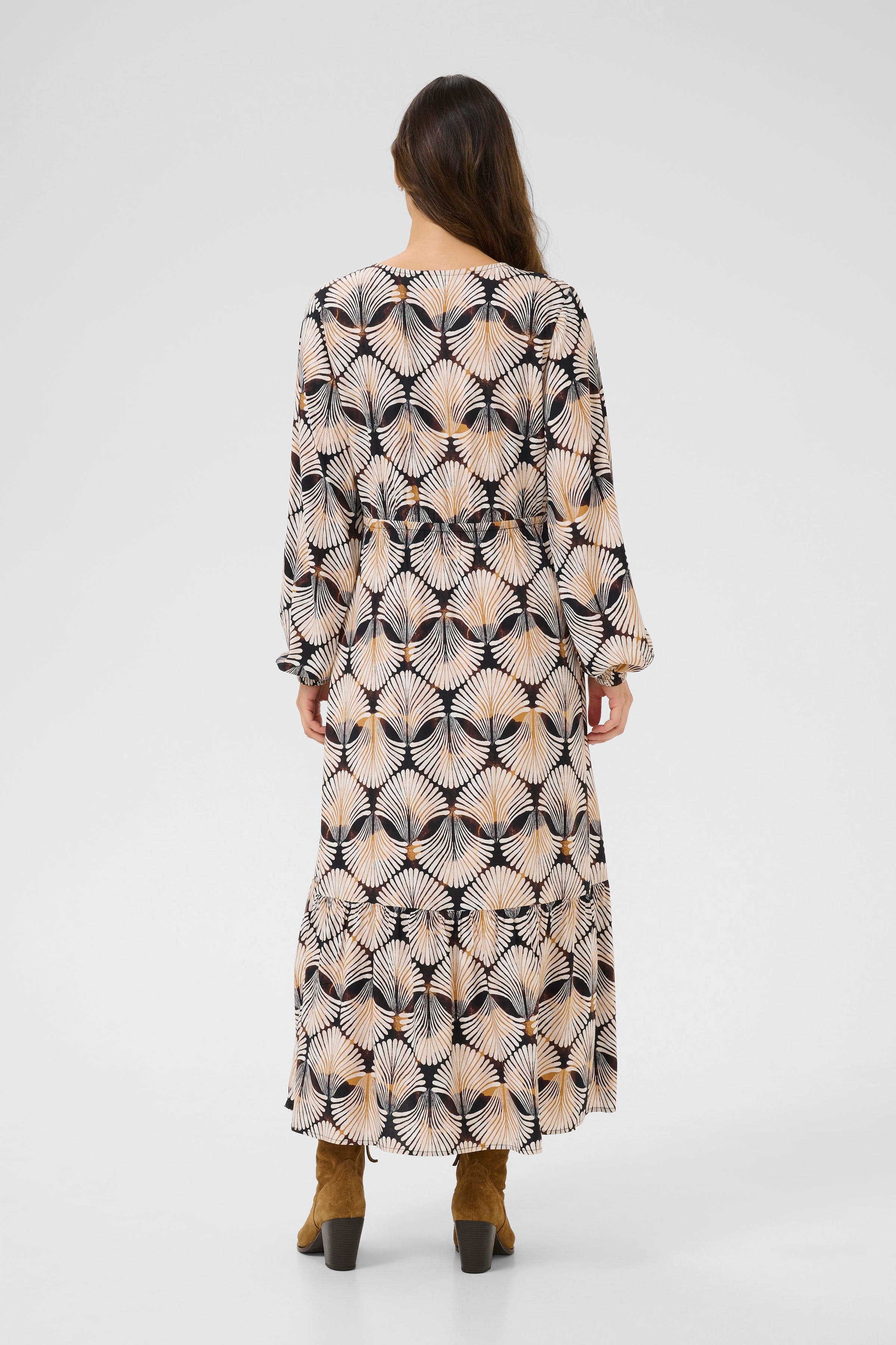 CRTiah Kleid LOOKBOOK BACK 10613917-107888