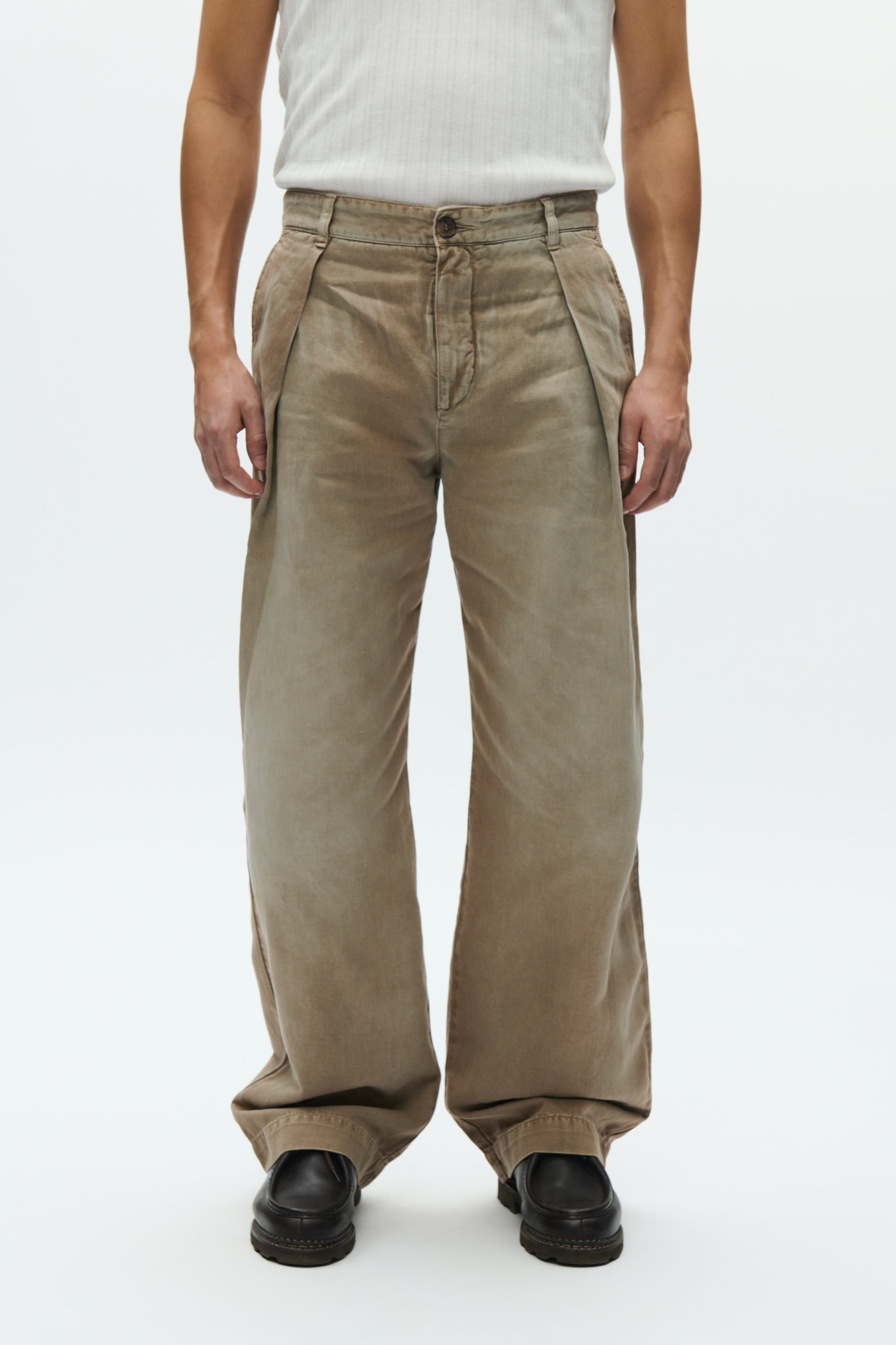 WWFraser LOOKBOOK FRONT 30250174-W2536