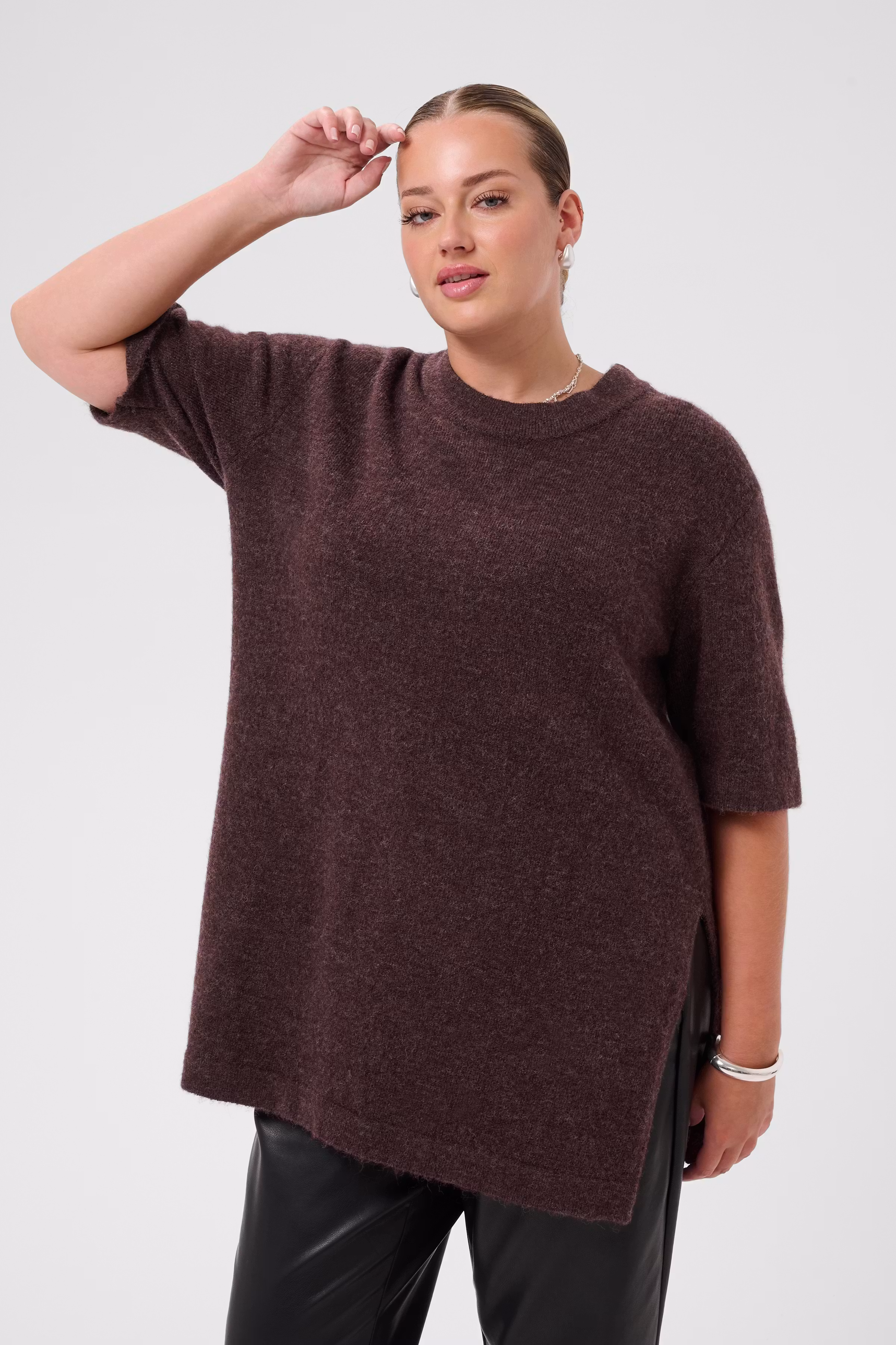 KCniela Pullover LOOKBOOK FRONT 10583700-1916191