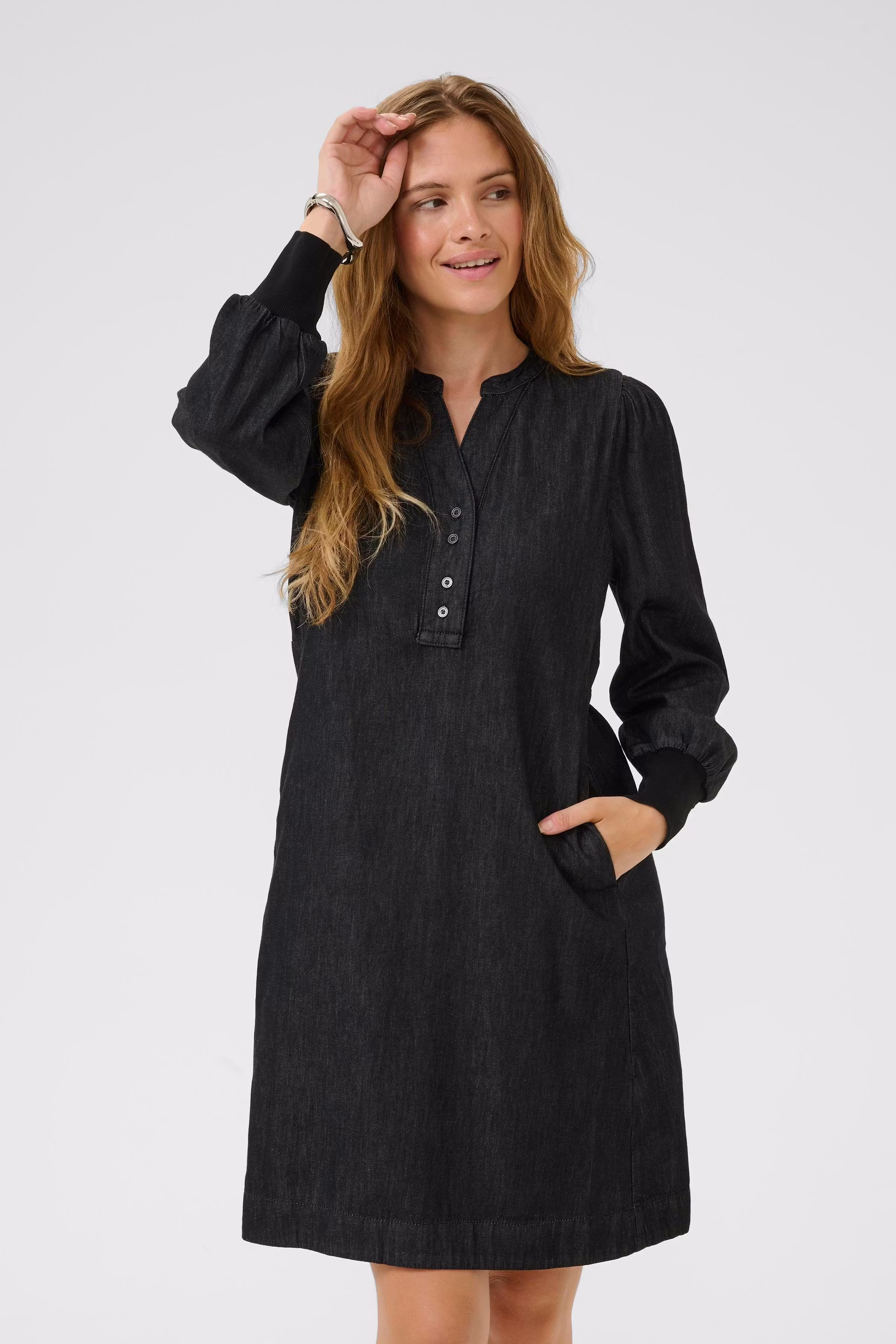 CUhilka Kjole LOOKBOOK FRONT 50112336-500064