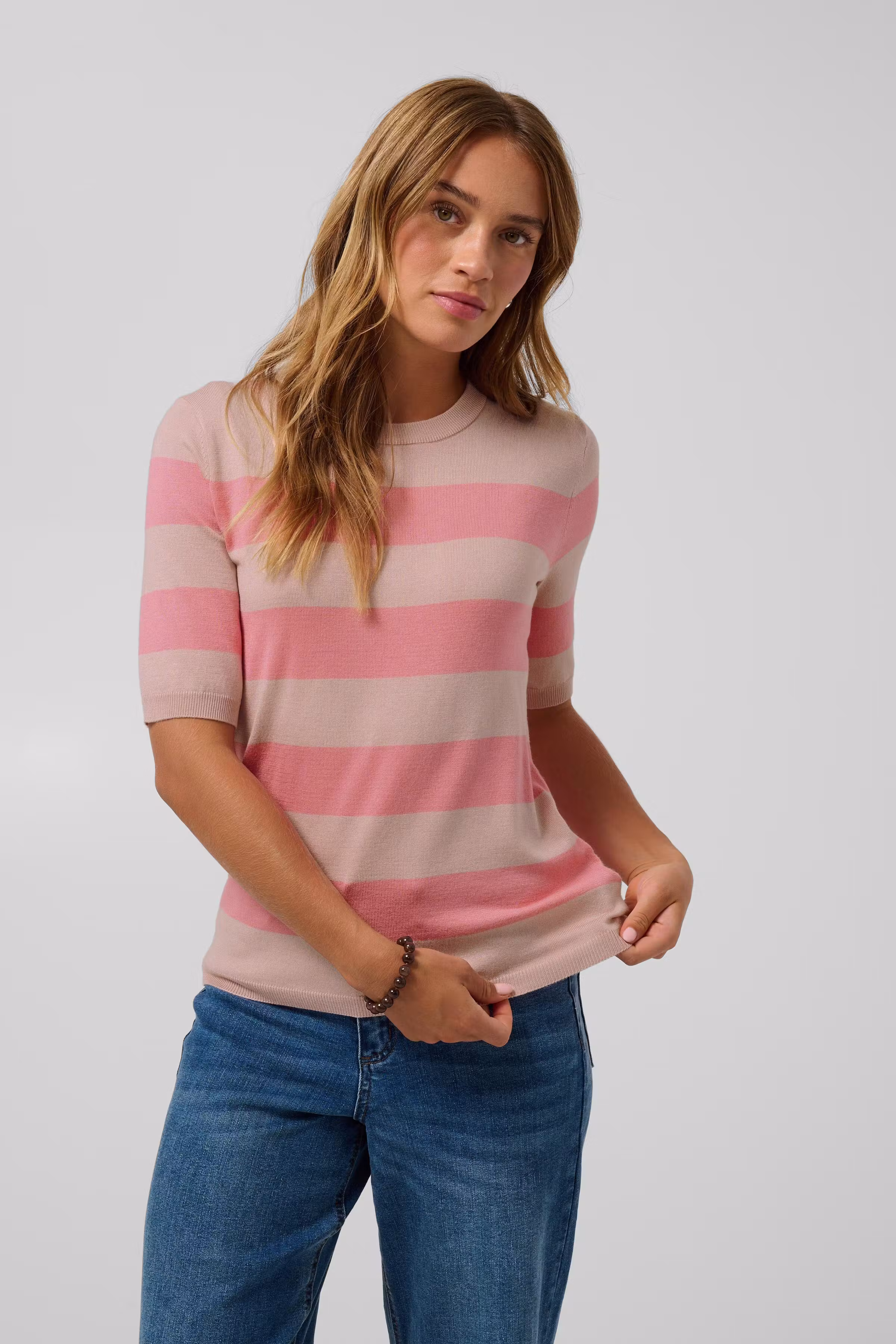 KAlizza Pullover LOOKBOOK FRONT 10508410-1000349