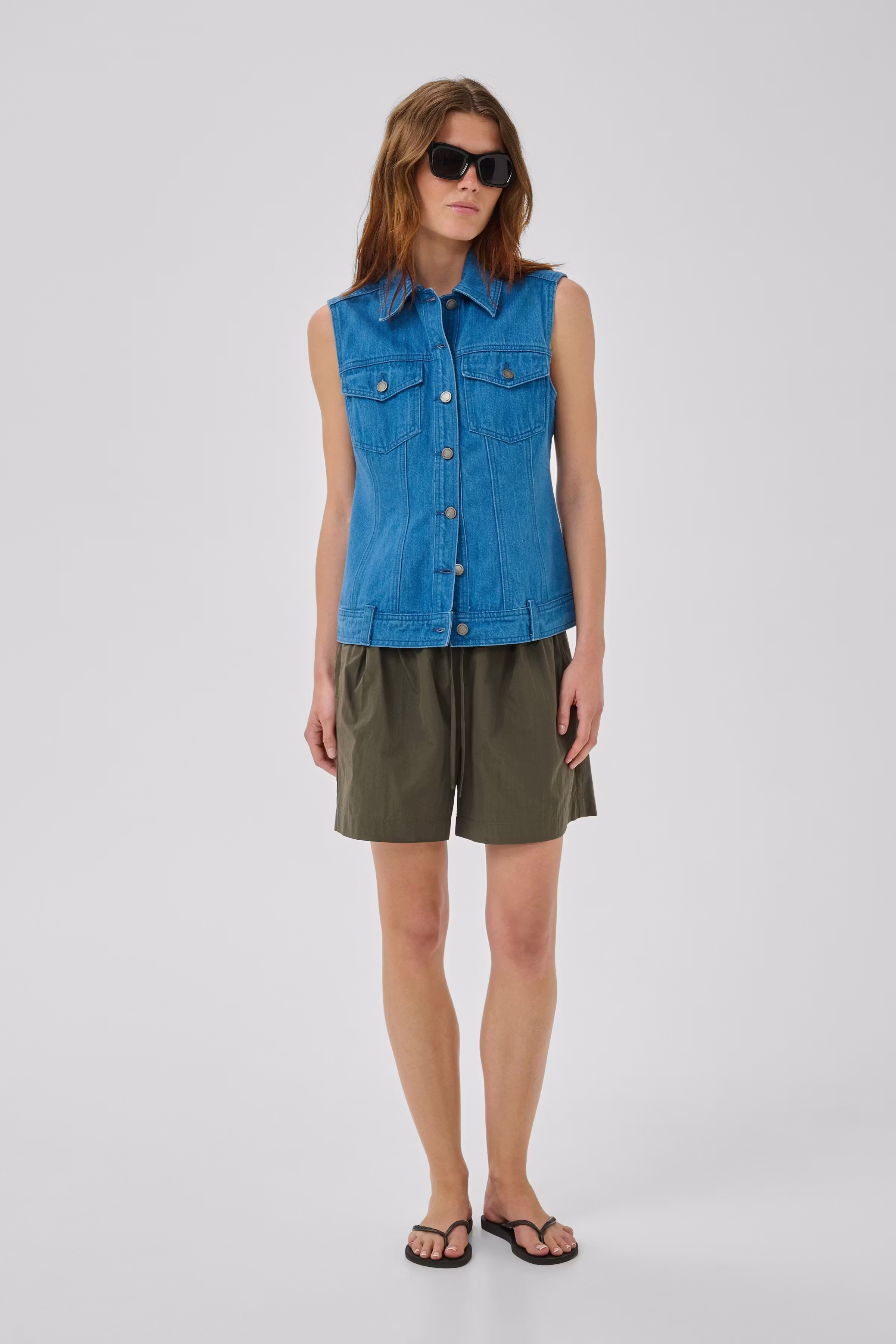 MWSaka Denimvest LOCATION NONE 10705442-109358