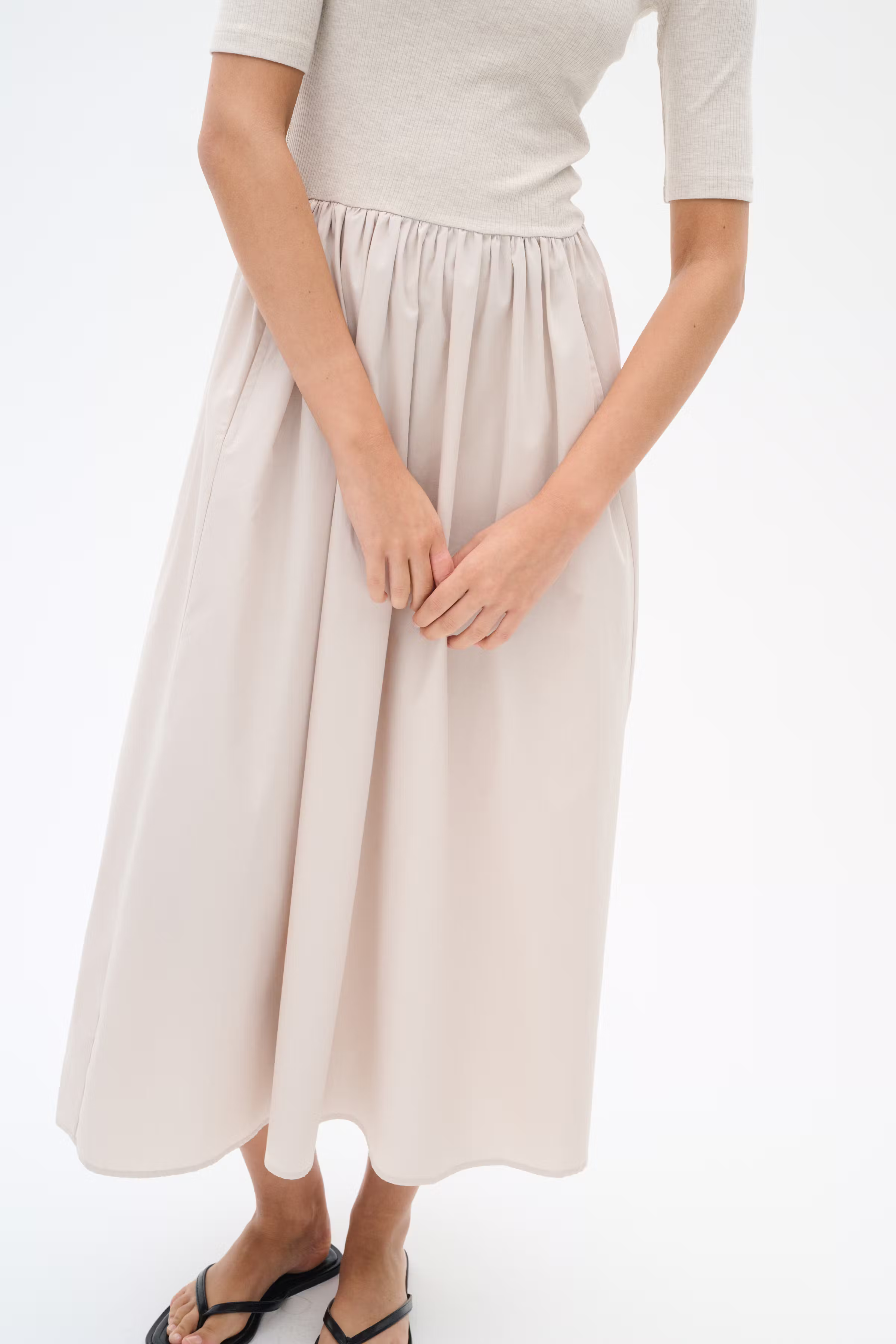 DagnamaIW Dress LOOKBOOK FRONT 30109850-300597