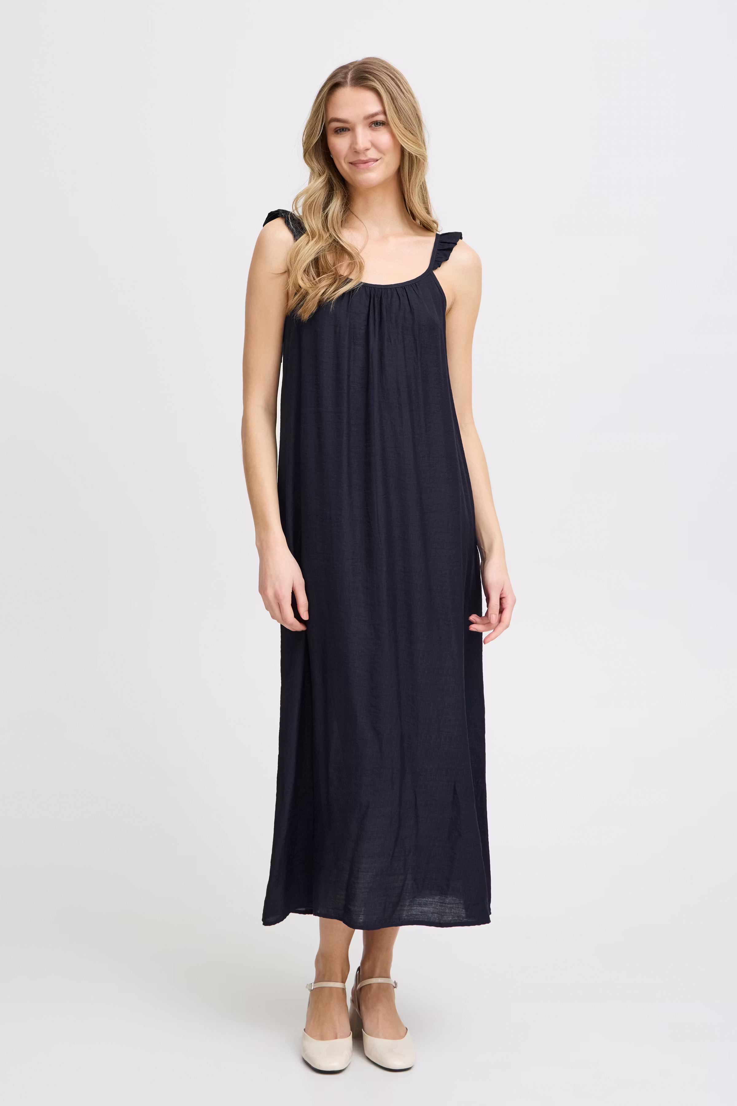 FRMEA Klänning LOOKBOOK FRONT 20613822-200113