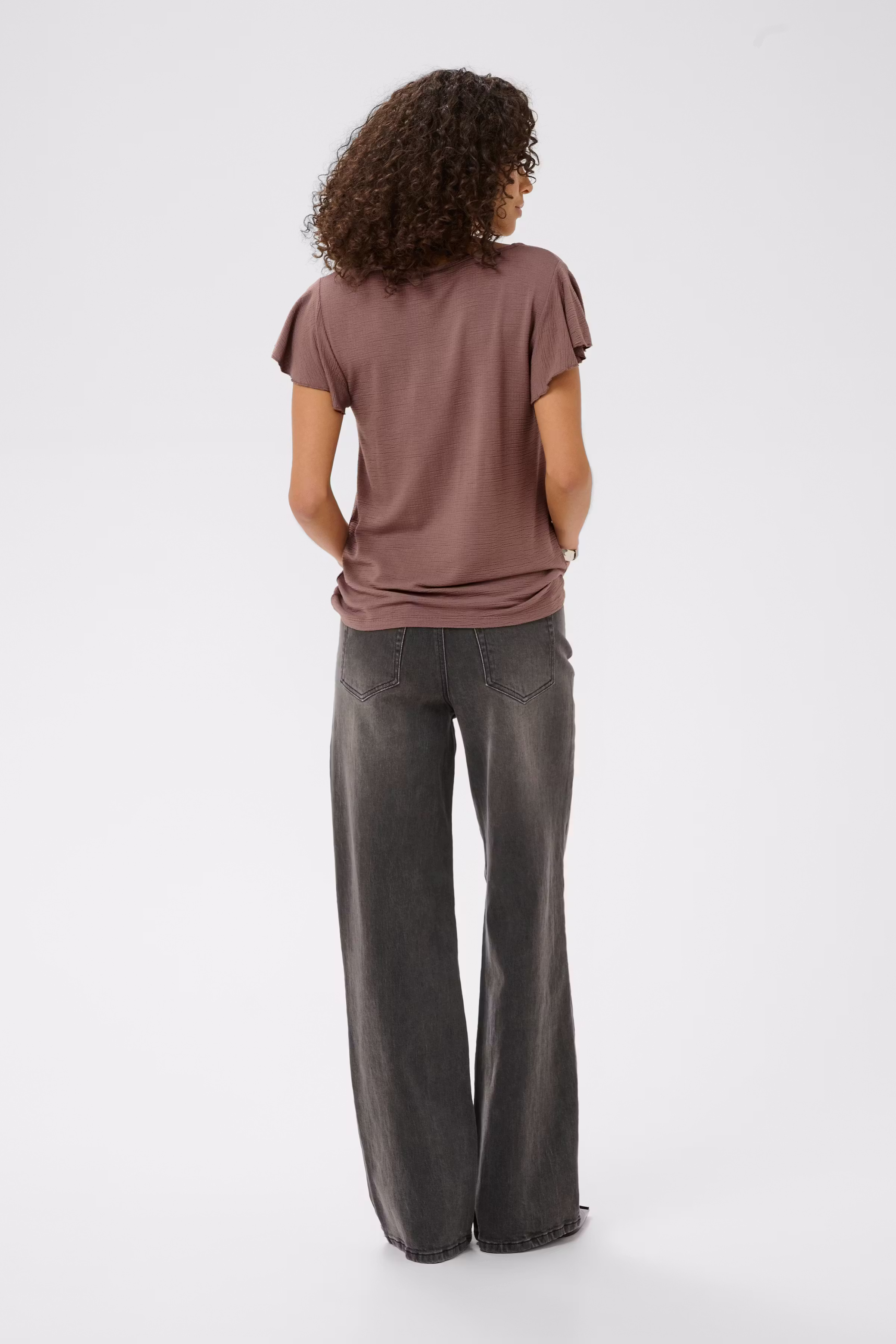 KAsille T-shirt LOOKBOOK BACK 10512449-181312