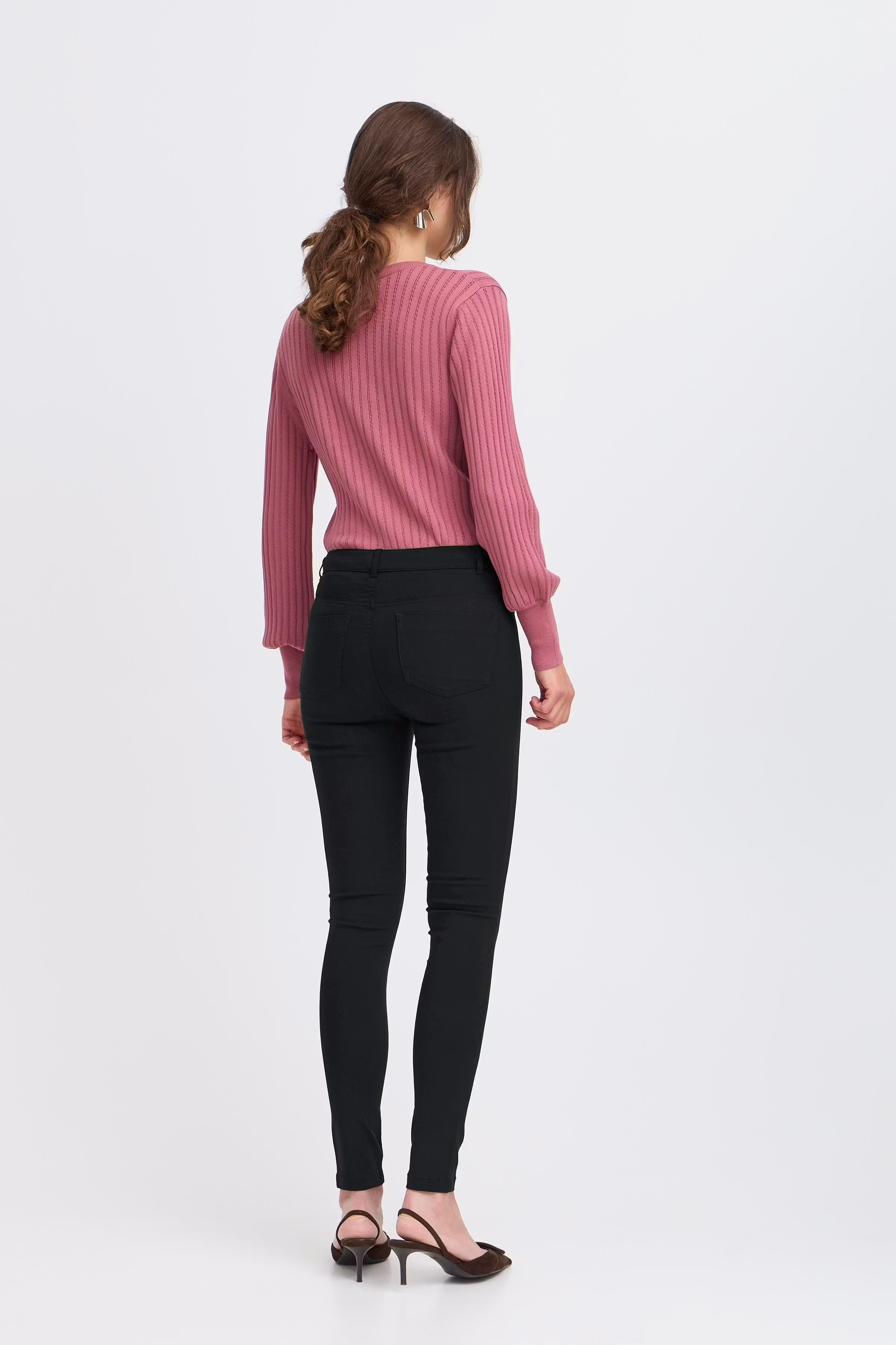 BYELVA Hose LOOKBOOK BACK 20801673-80001