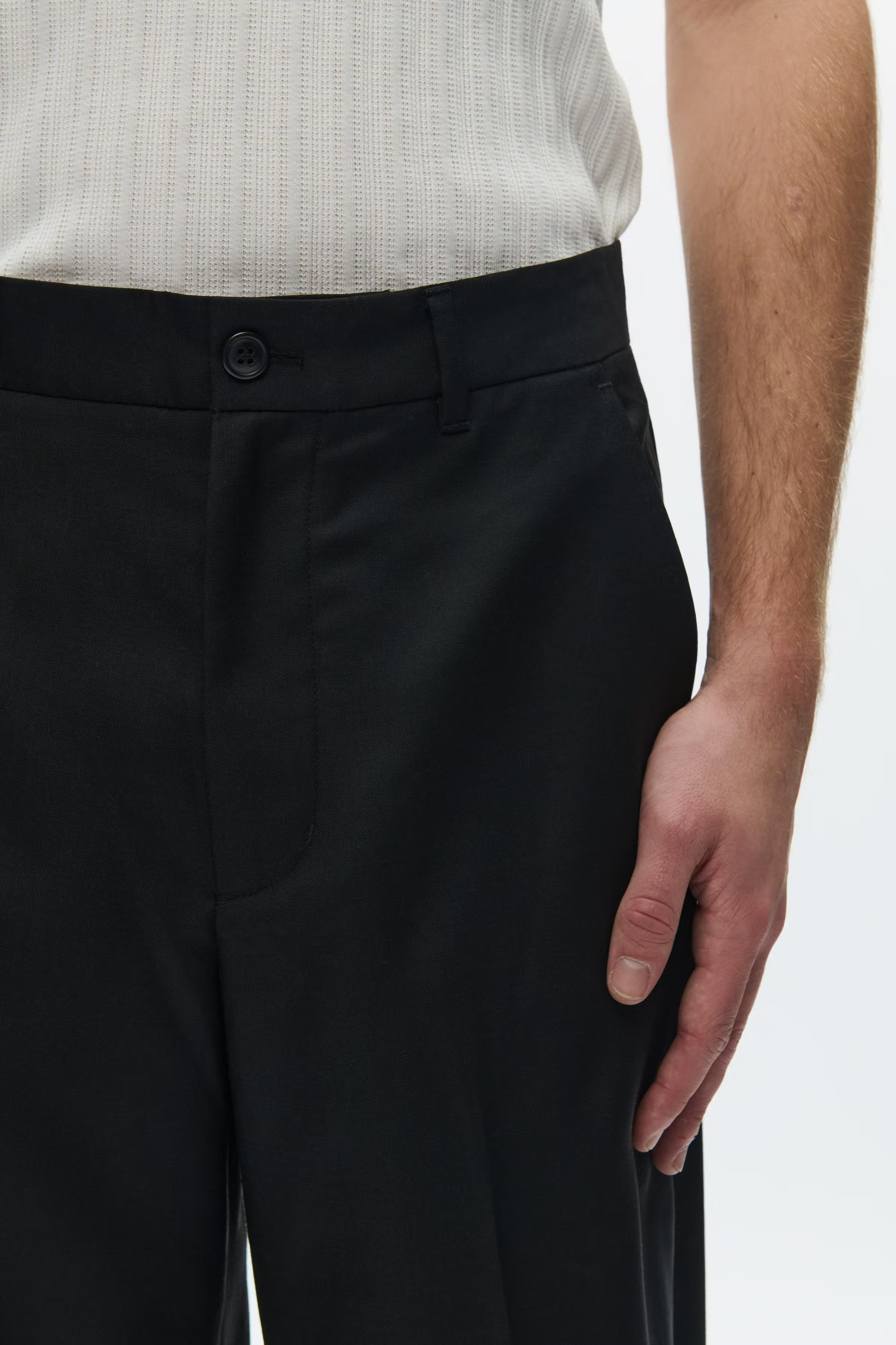 WWLuca Trousers LOOKBOOK DETAIL 30251950-303700