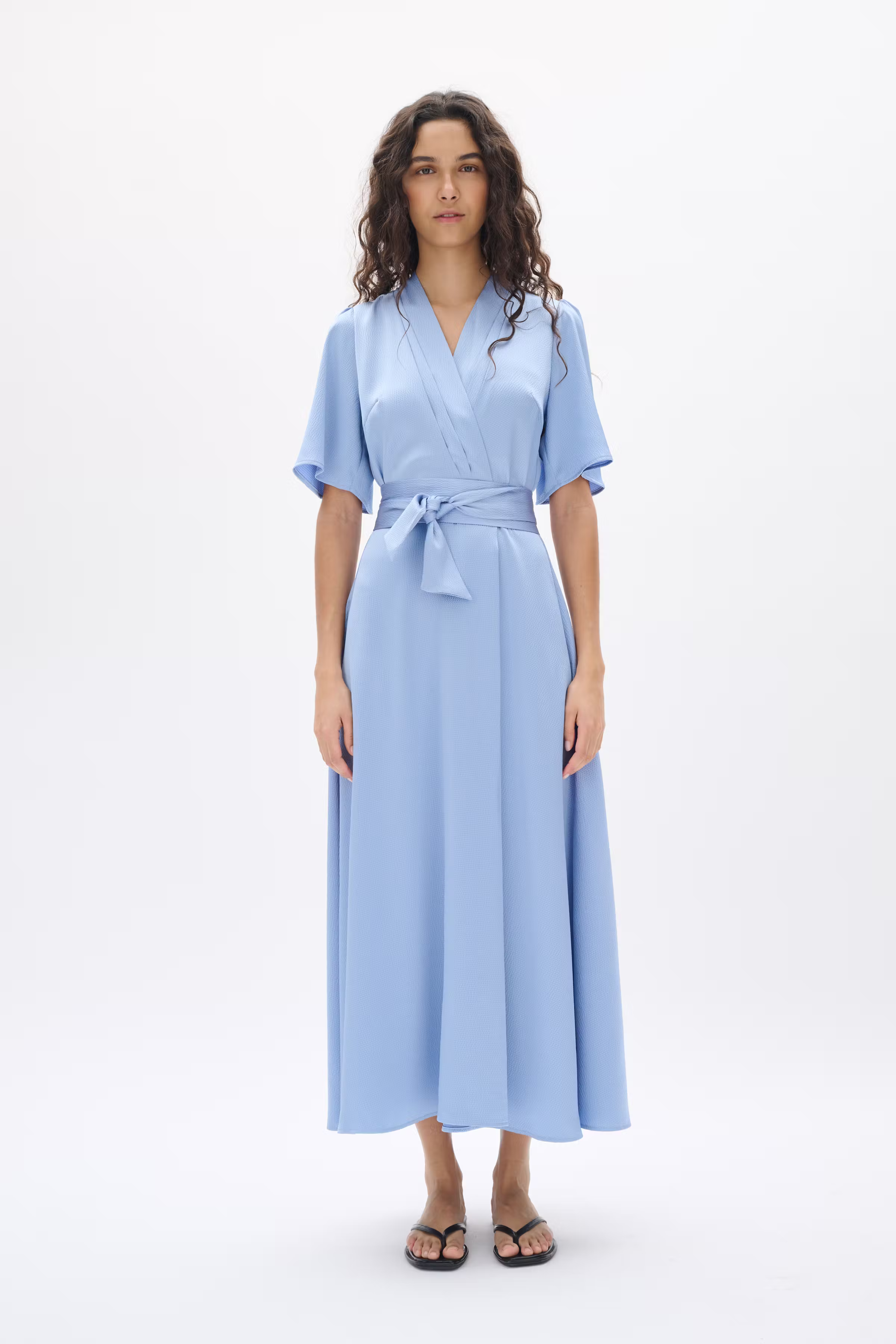 SendraIW Dress LOOKBOOK FRONT 30111079-153919