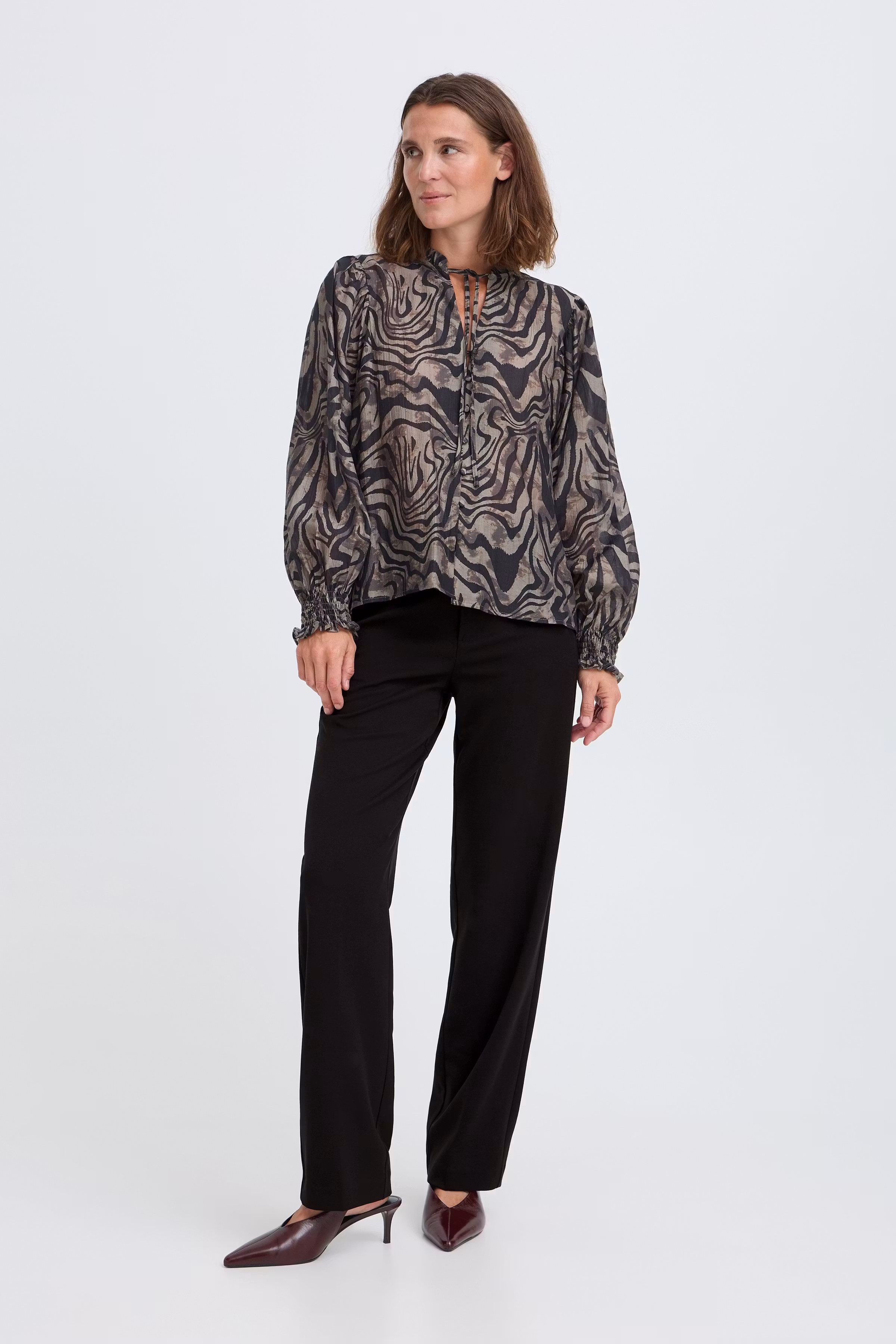 PZLEONORA Bukser LOOKBOOK FRONT 50206251-193911
