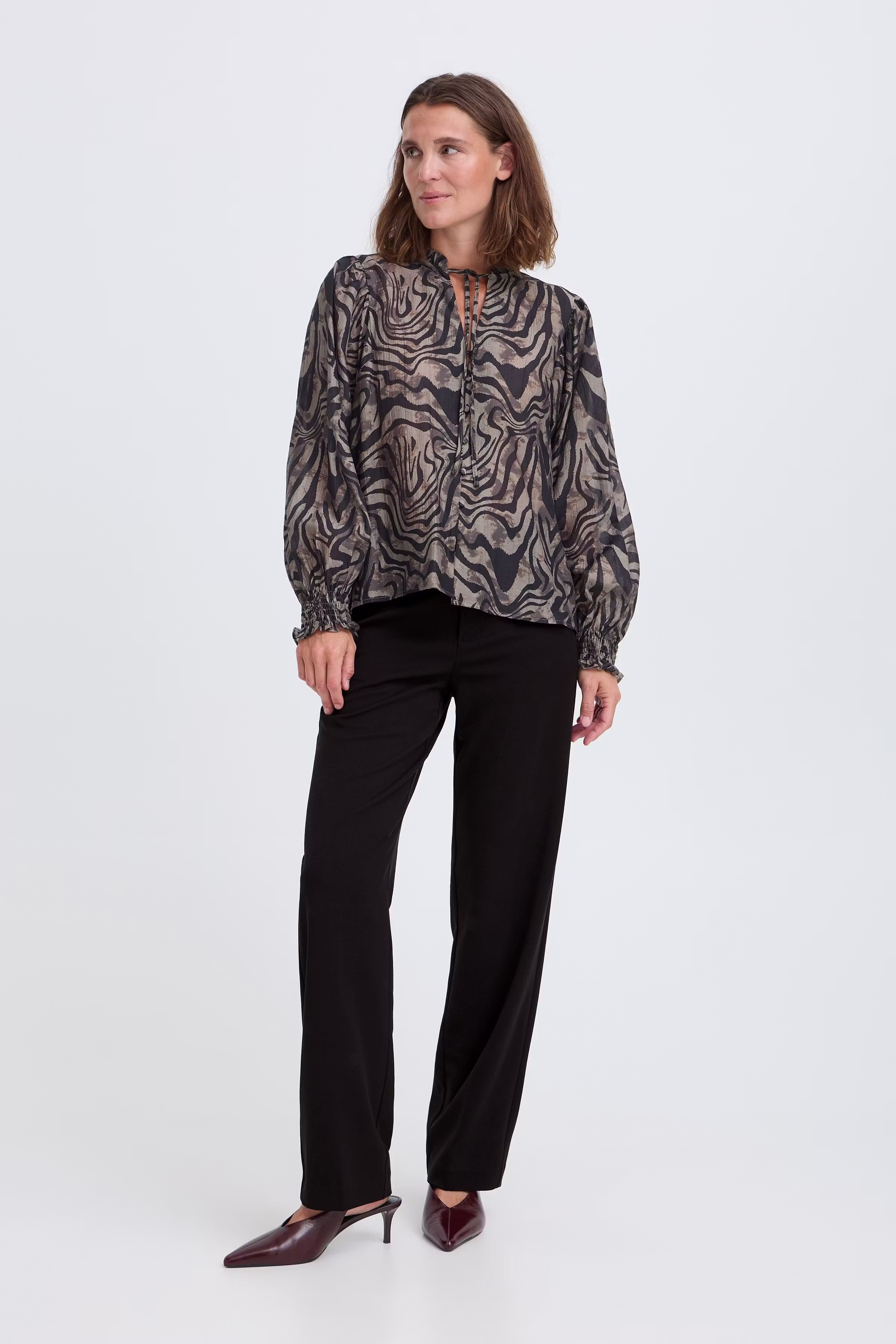 PZLEONORA Bukser LOOKBOOK FRONT 50206251-193911