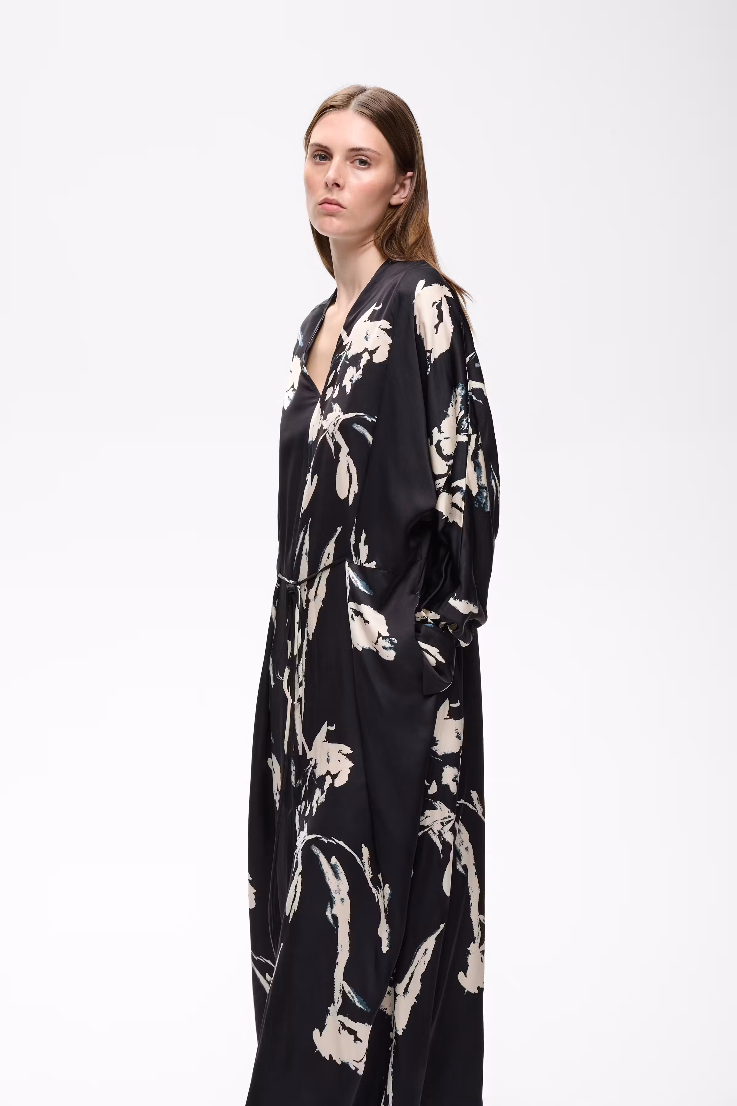 MEADOWIW Kleid LOOKBOOK FRONT 30112824-900013037