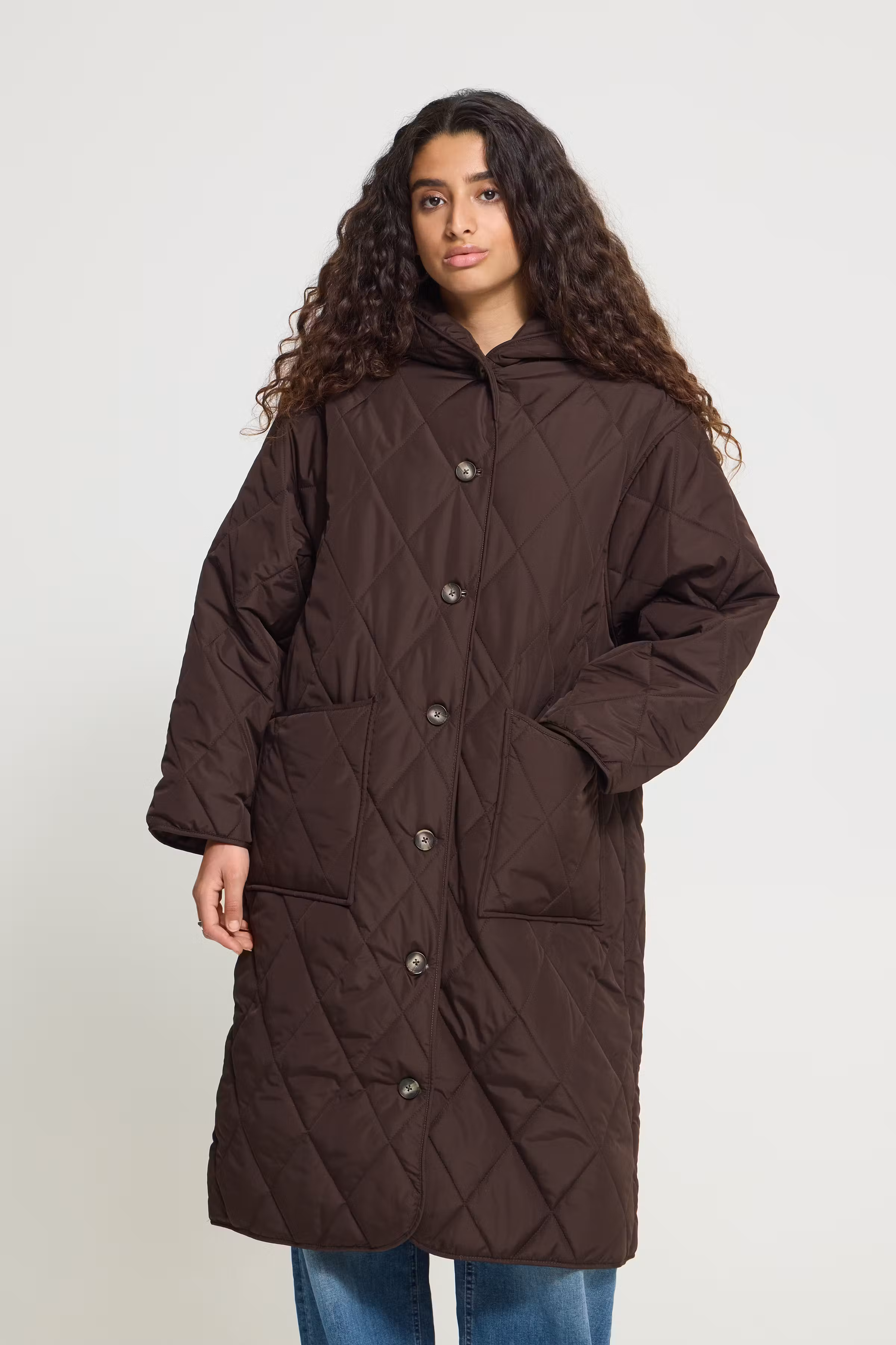IHHANSA Yttertøy LOOKBOOK FRONT 20125789-191106