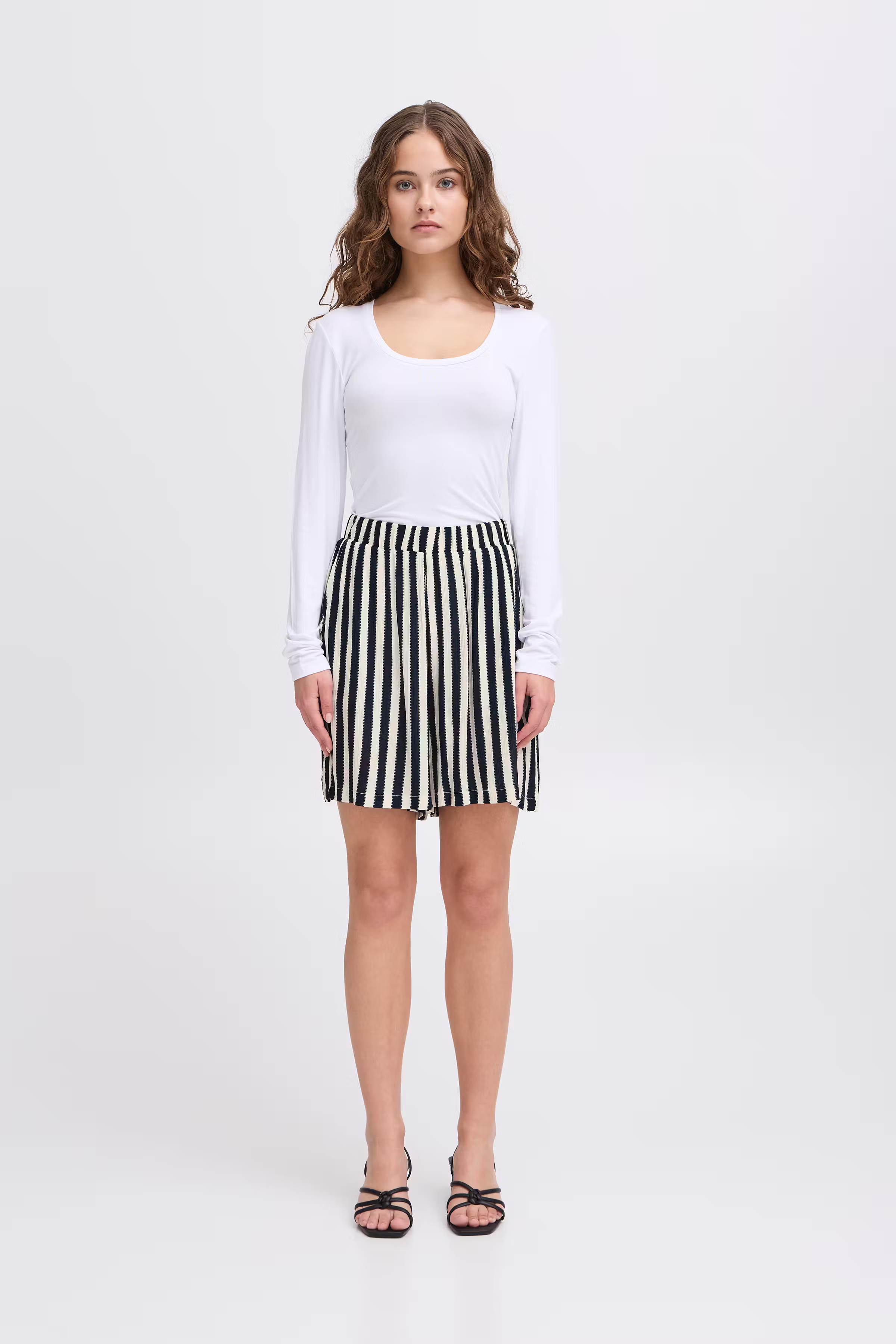 IHMARRAKECH Shorts casual LOOKBOOK FRONT 20122970-204479