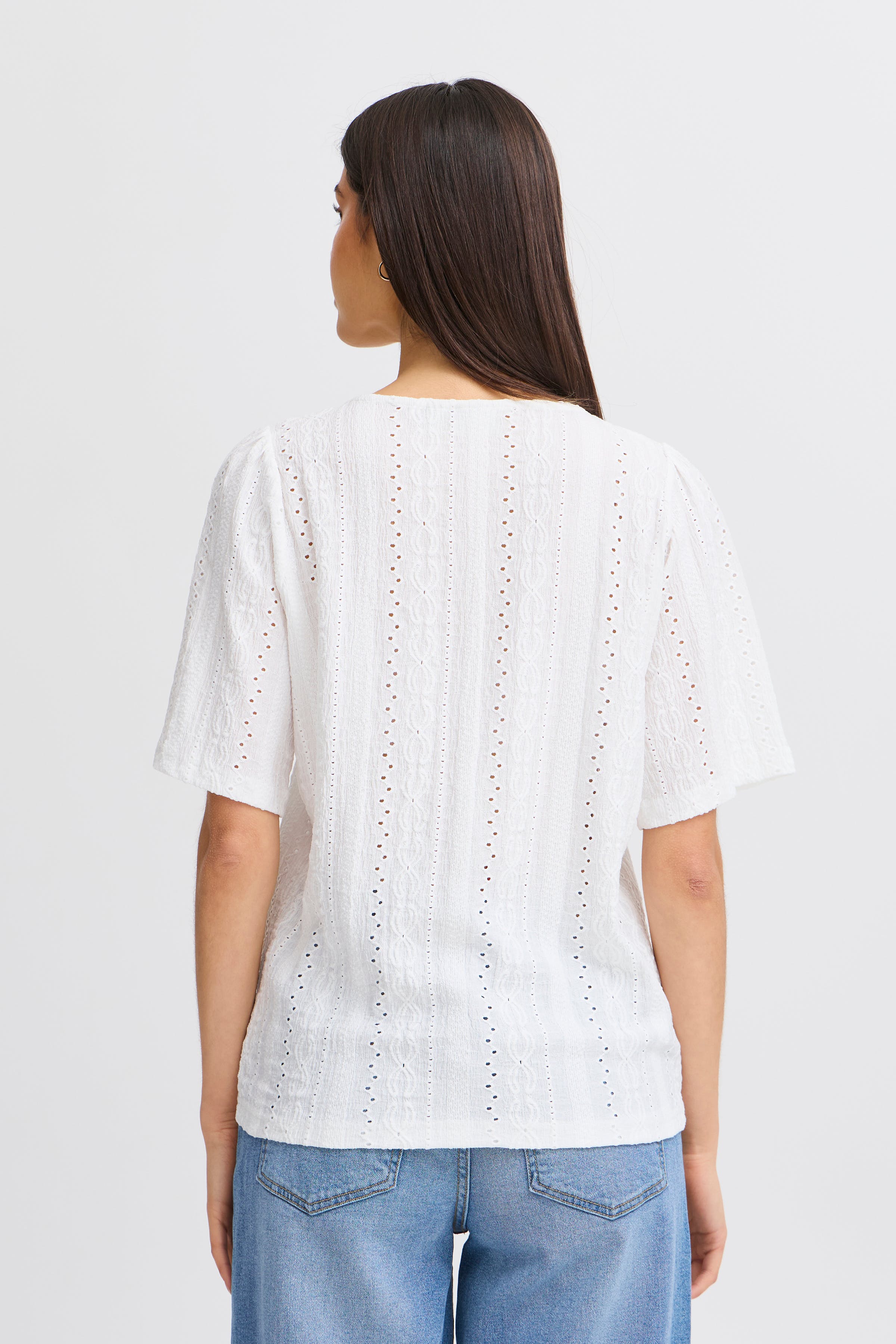 FREMIRA T-shirt LOOKBOOK BACK 20615830-110602