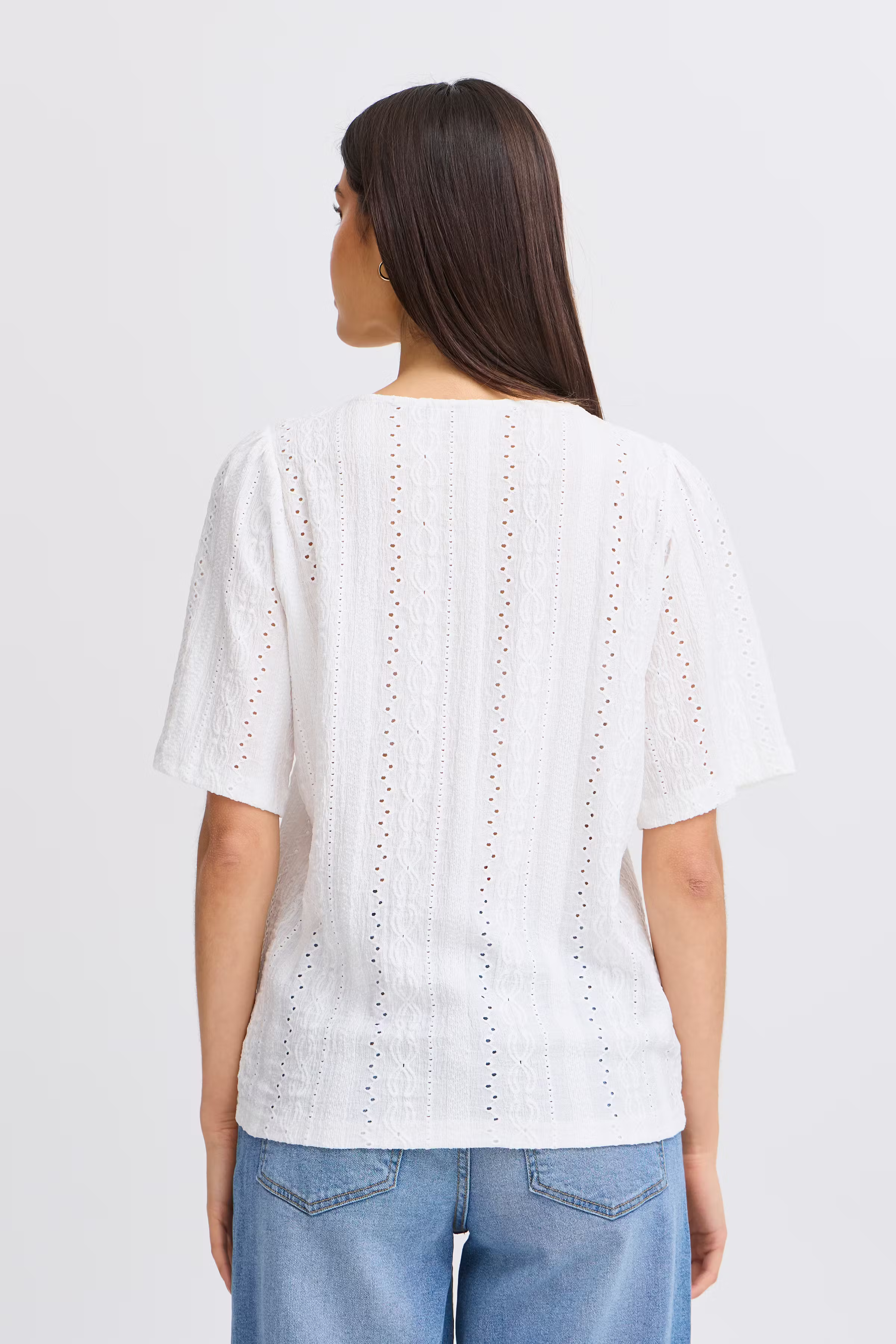 FREMIRA T-shirt LOOKBOOK BACK 20615830-110602