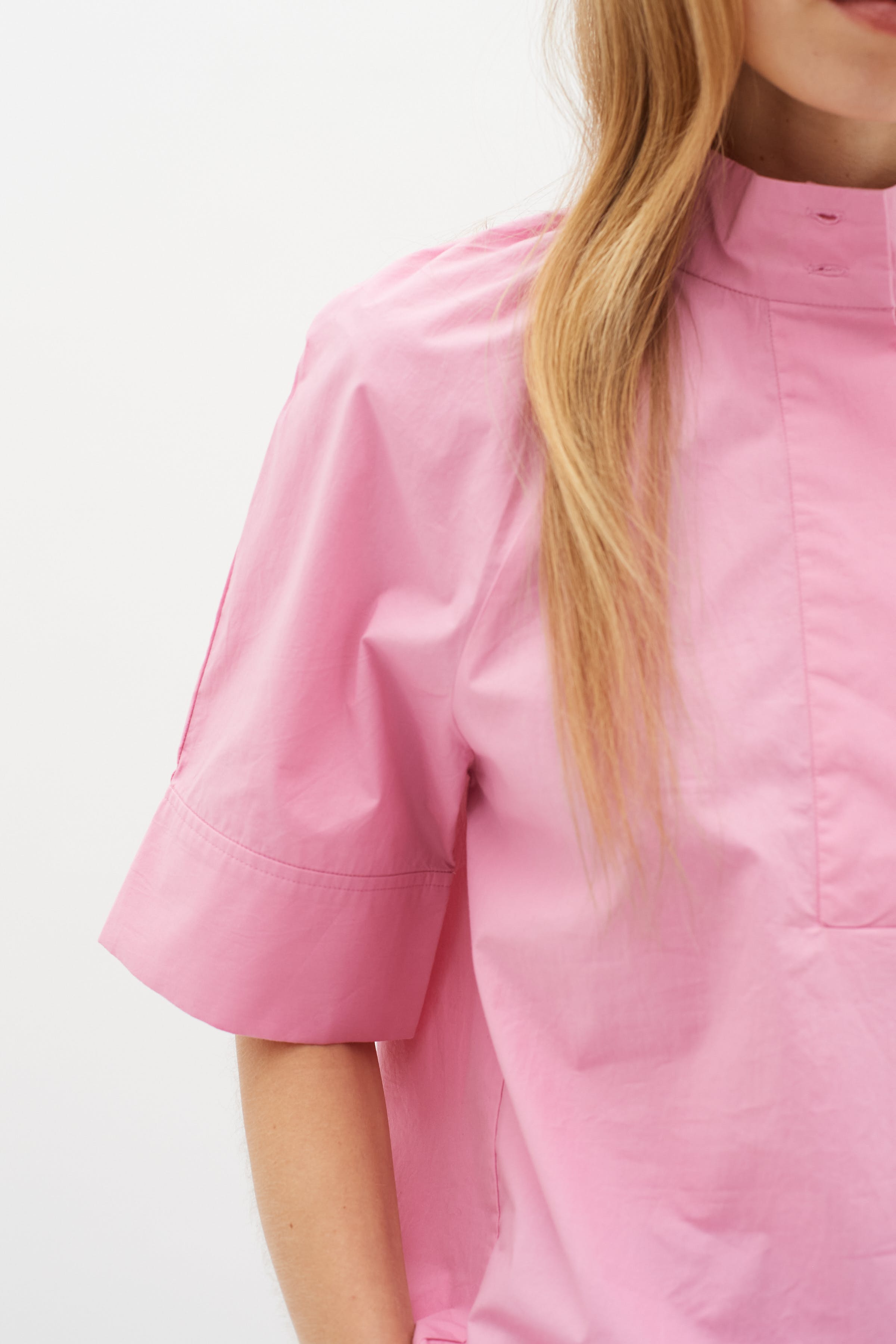 MerlissaIW short sleeve Shirt LOOKBOOK DETAIL 30109675-162215