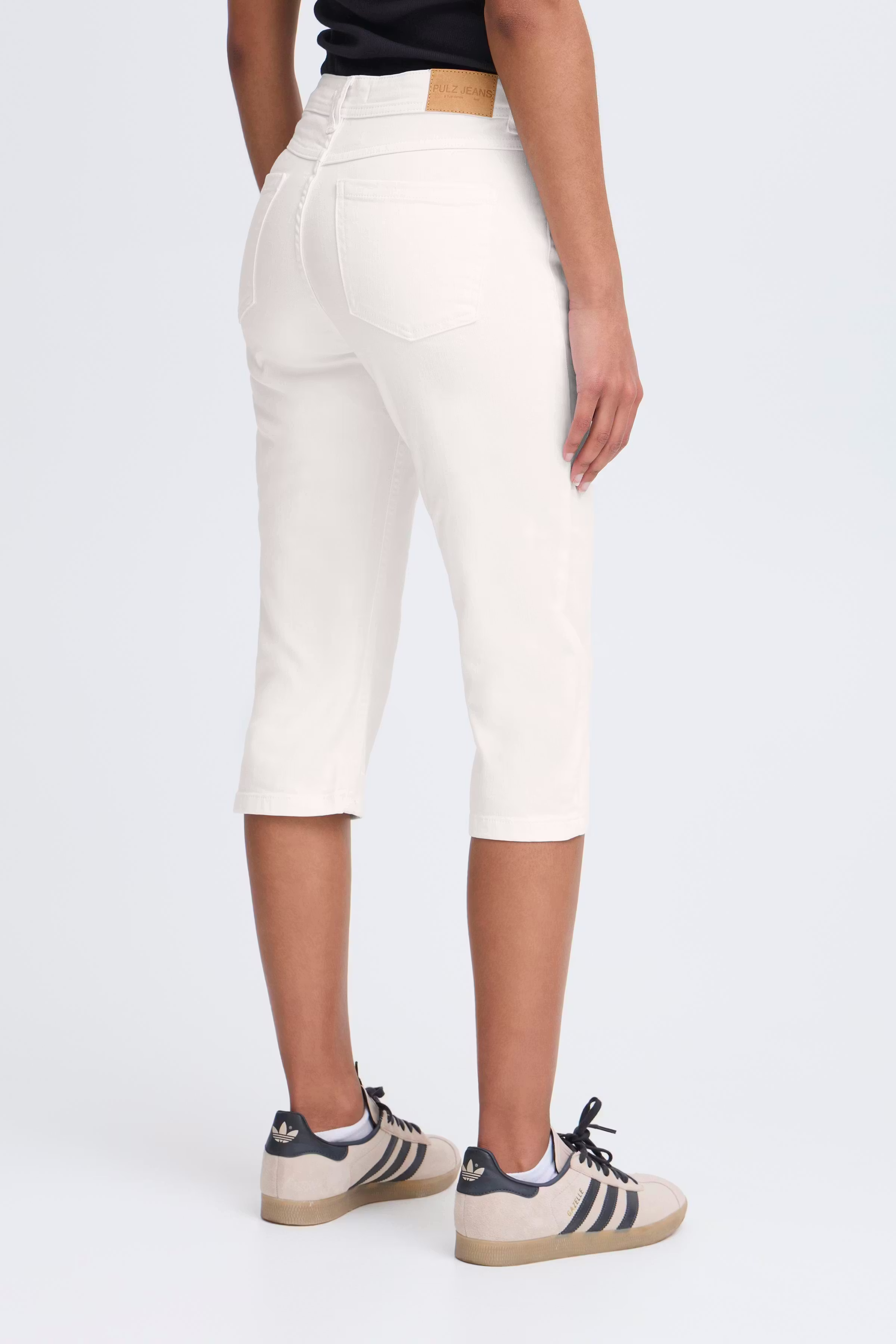 PZKATJA HW CAPRI LOOKBOOK BACK 50208245-200003