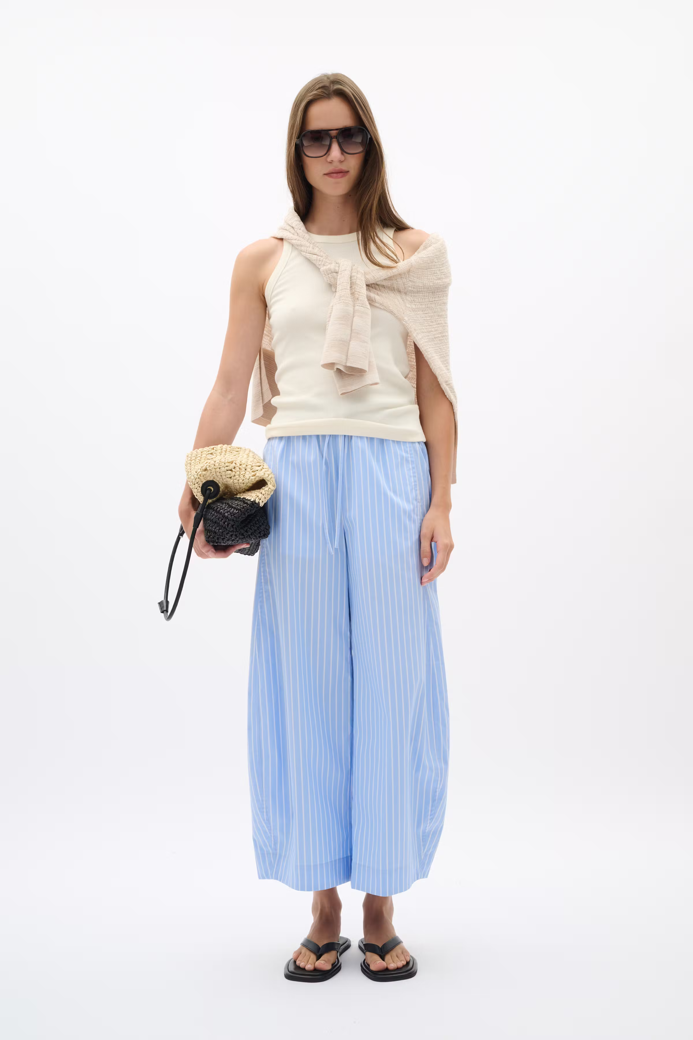 RAELYNNIW Trousers LOCATION NONE 30112745-900007448