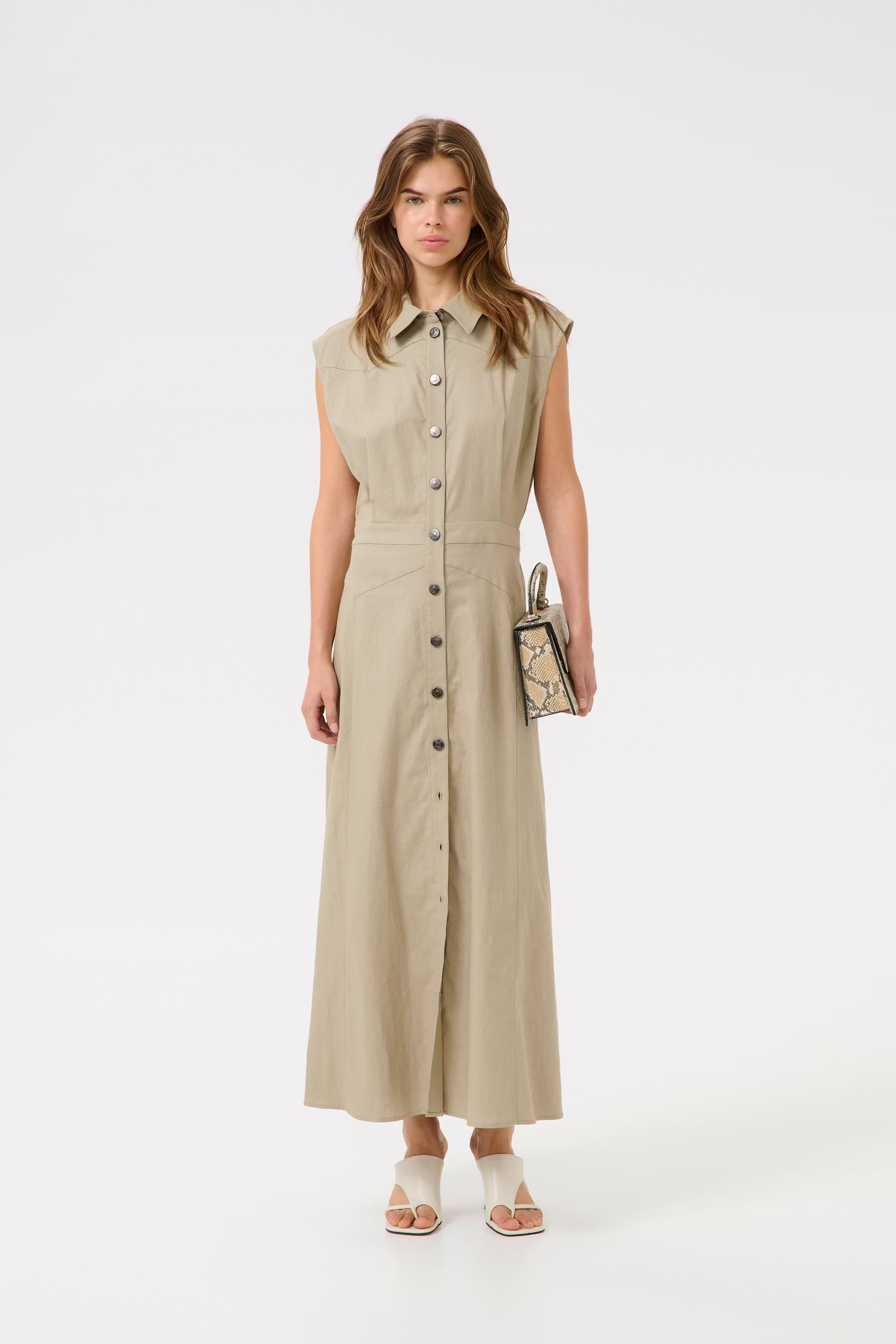 GZizza Dress LOOKBOOK FRONT 10910261-170510