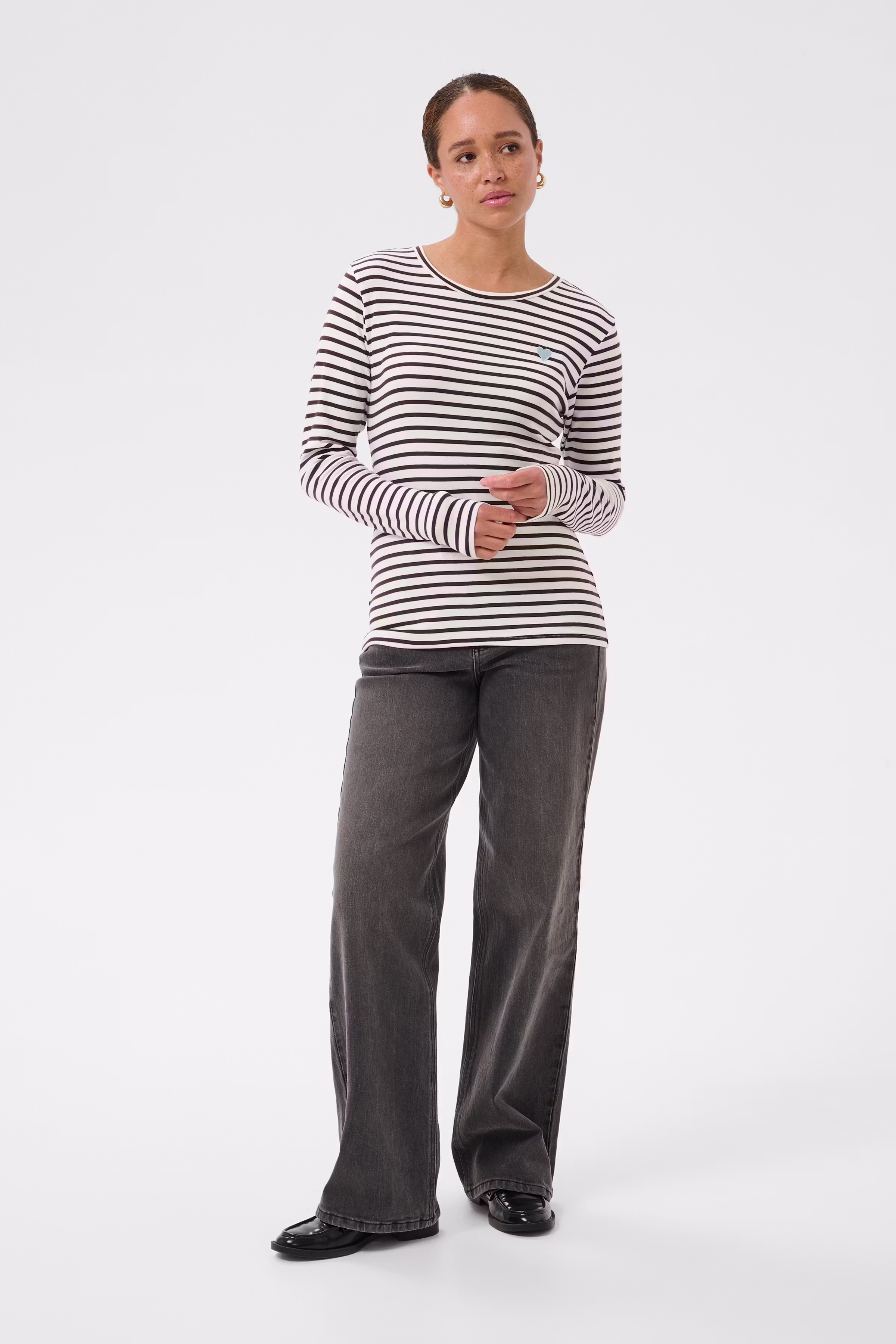 KALiddy T-shirt LOOKBOOK FRONT 10502821-109660