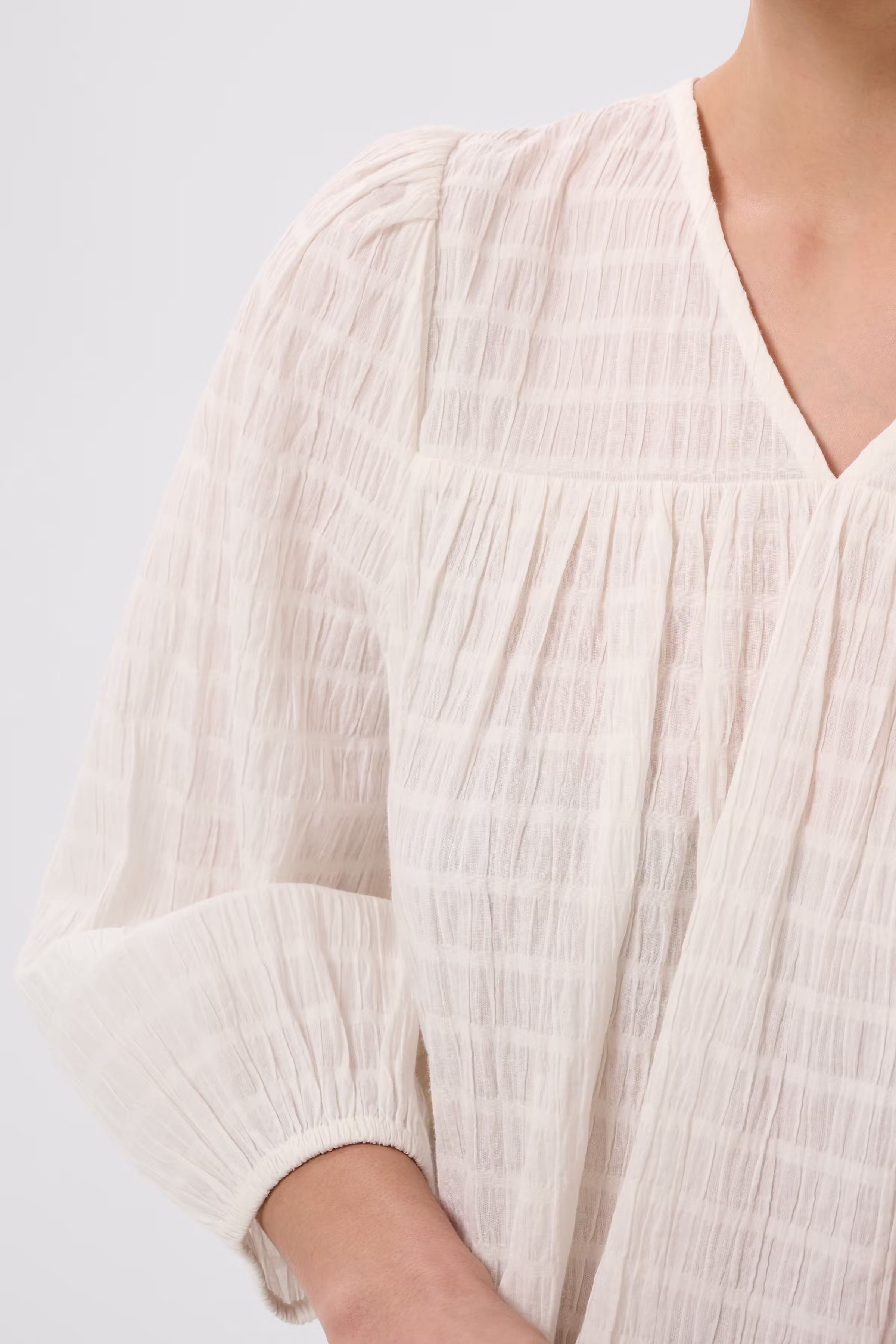 KAmissie Blouse LOOKBOOK DETAIL 10511904-110602