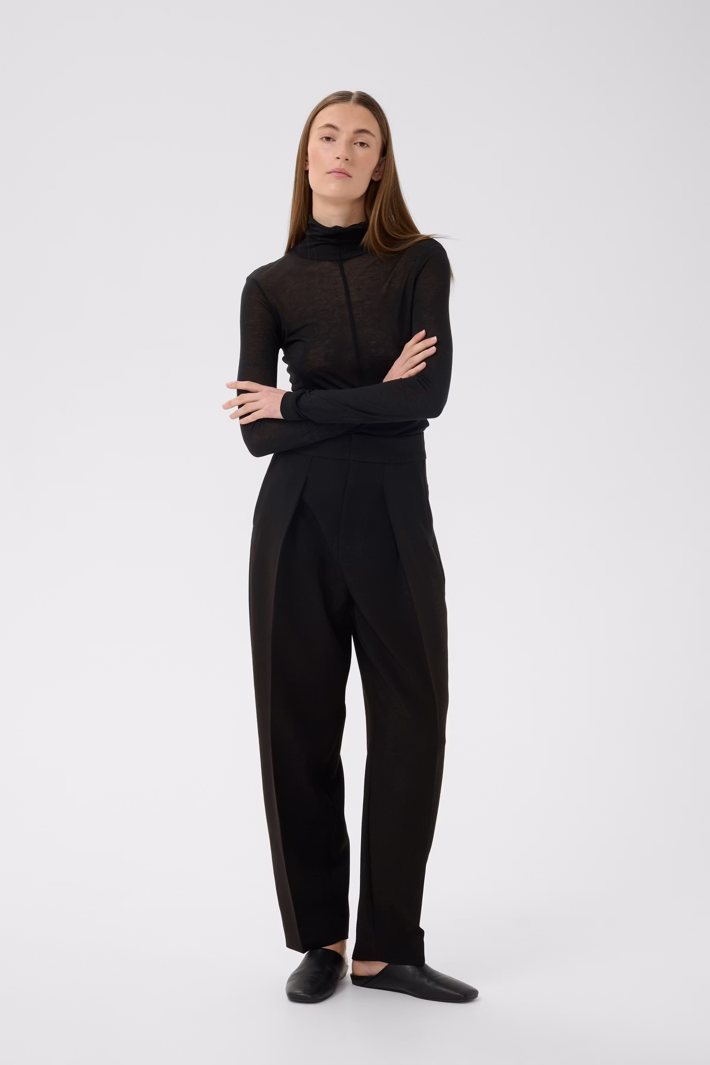 WilceeIW Barrel Broek LOOKBOOK FRONT 30111272-194008