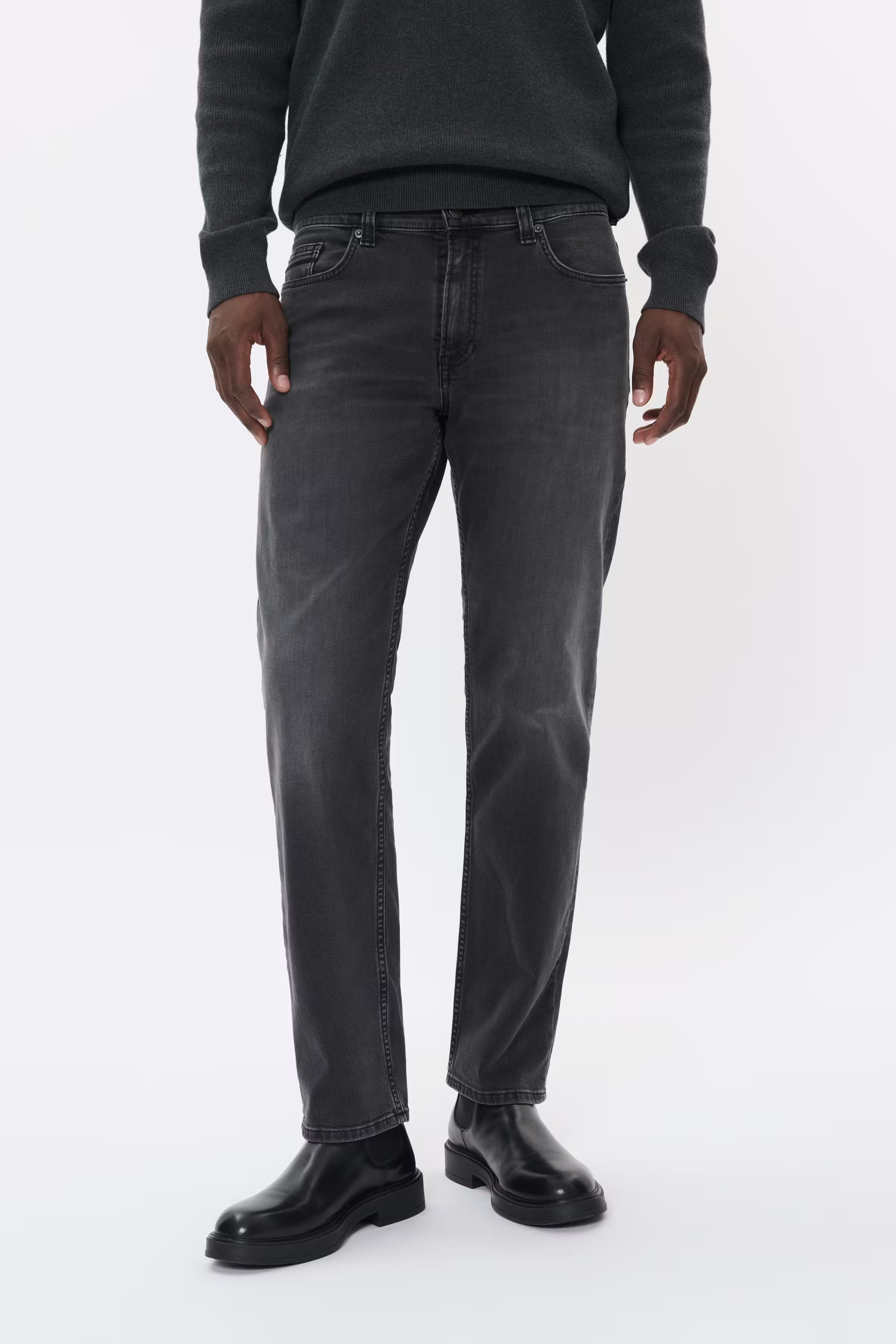 MAMike Jeans LOOKBOOK FRONT 30208037-303779