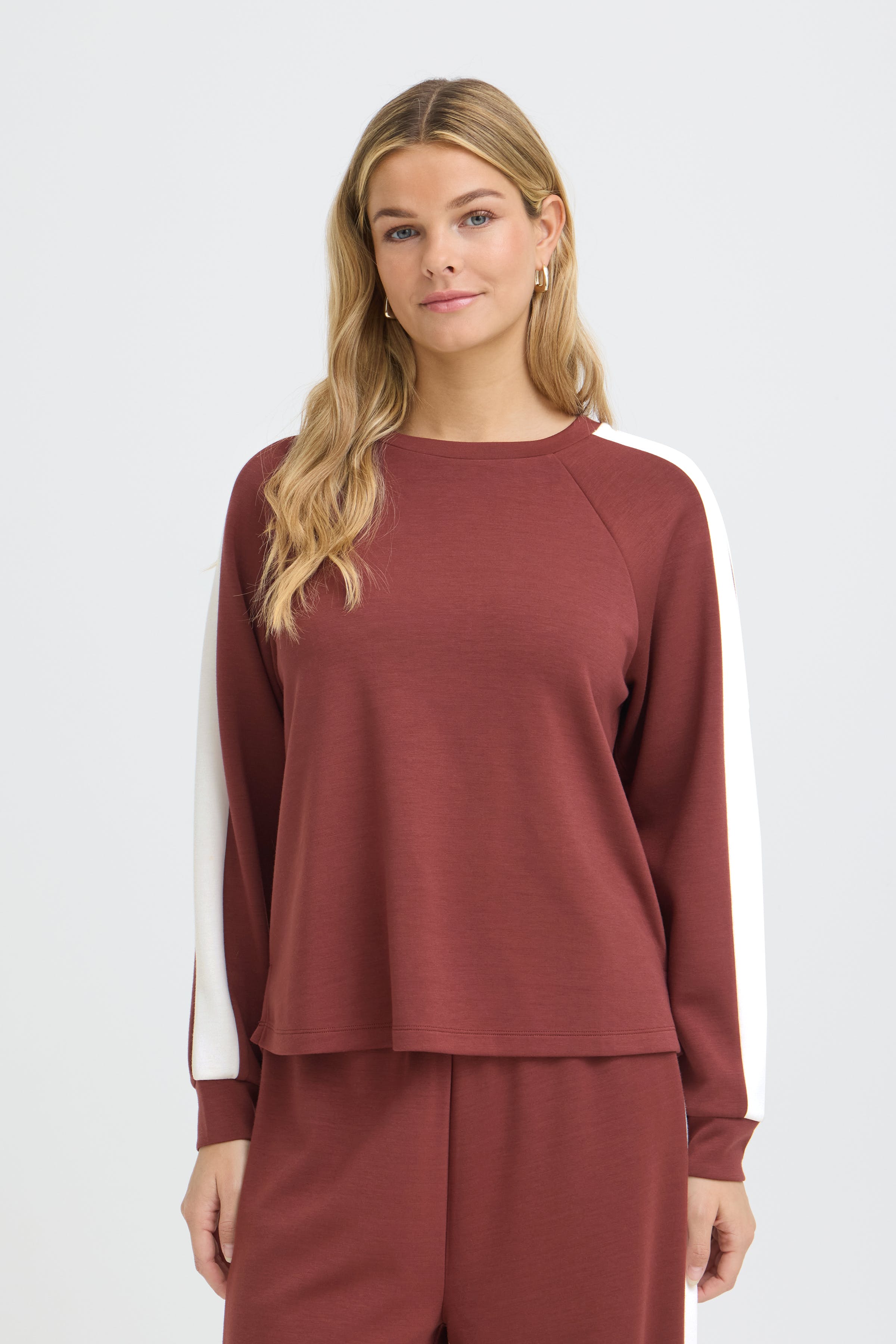 FRAURORA Sweatshirt LOOKBOOK FRONT 20618035-900010107
